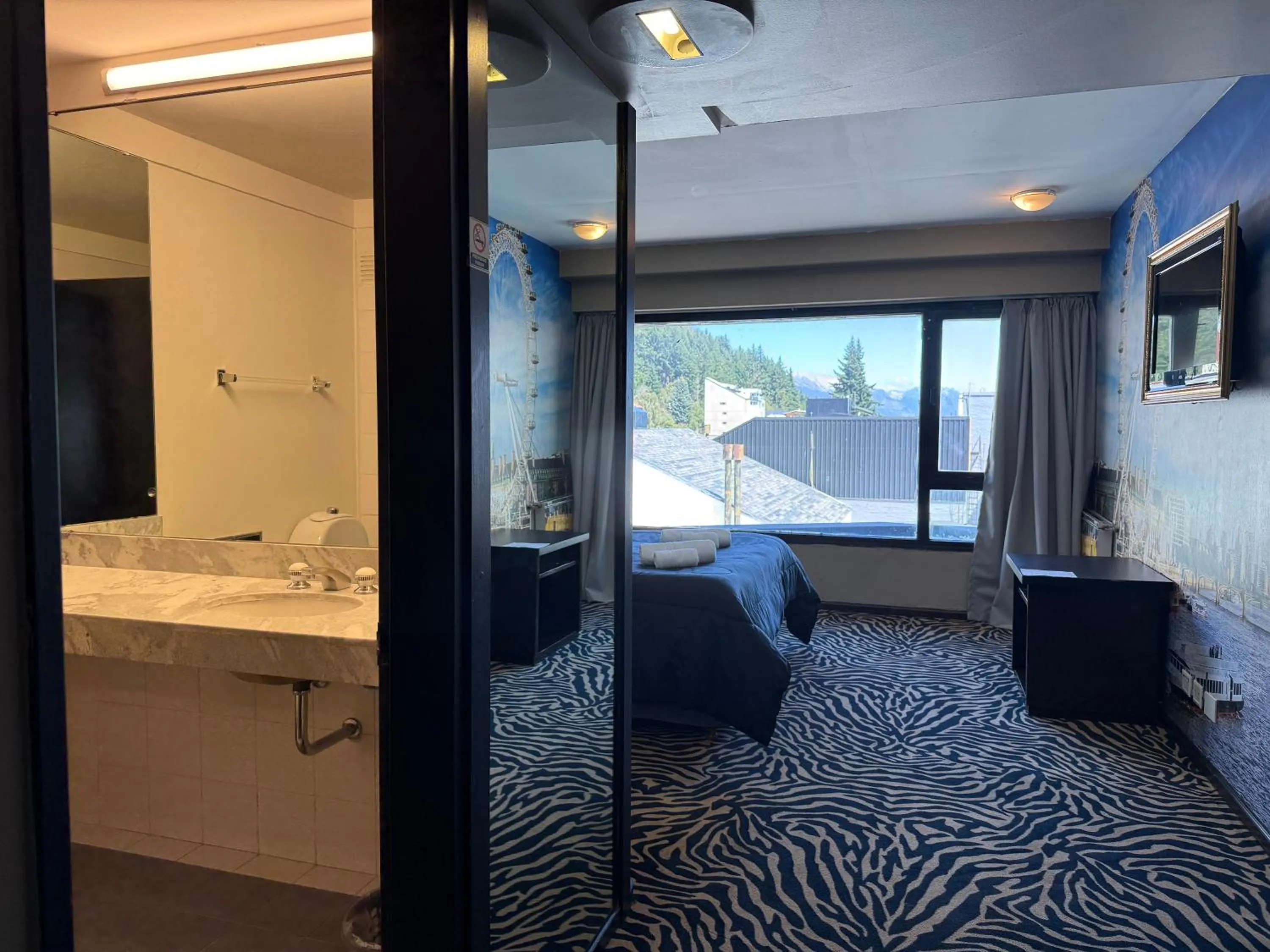 Bed in HOTEL BARILOCHE CITY