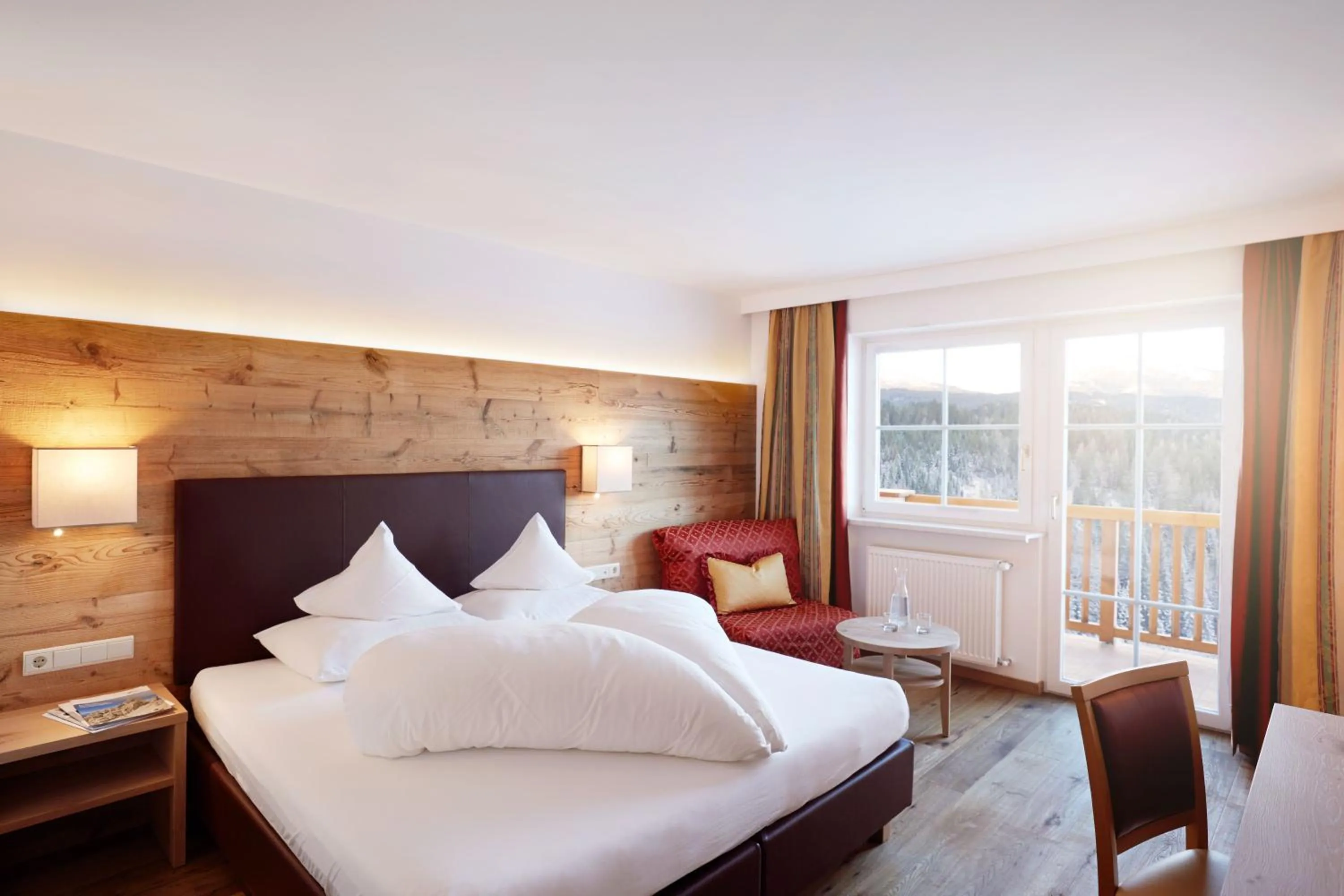 Photo of the whole room, Bed in Familienhotel Maria