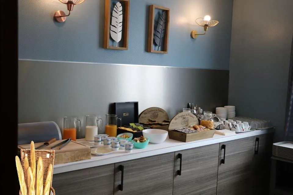 Food and drinks in Hotel de Normandie