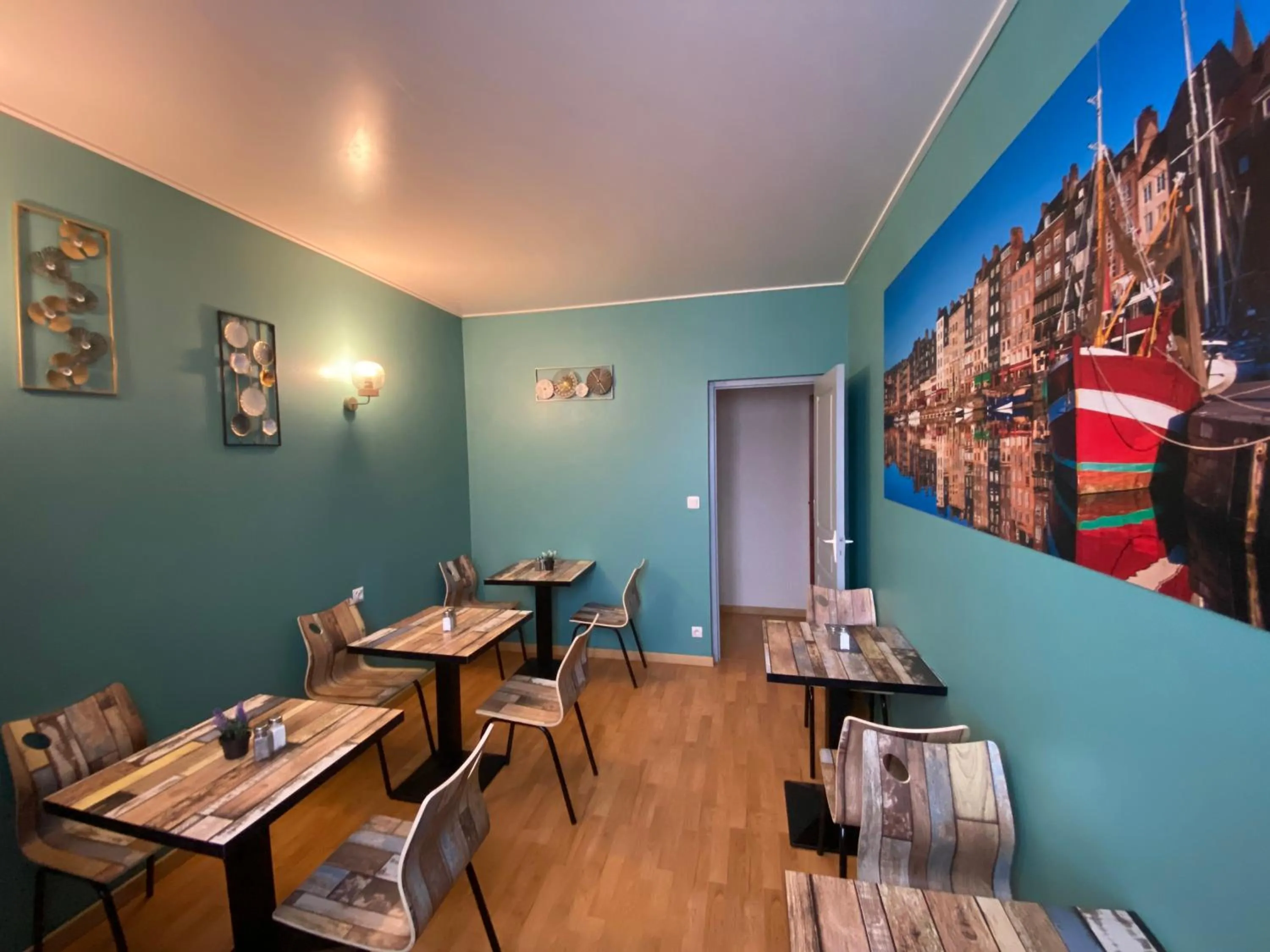 Breakfast in Hotel de Normandie