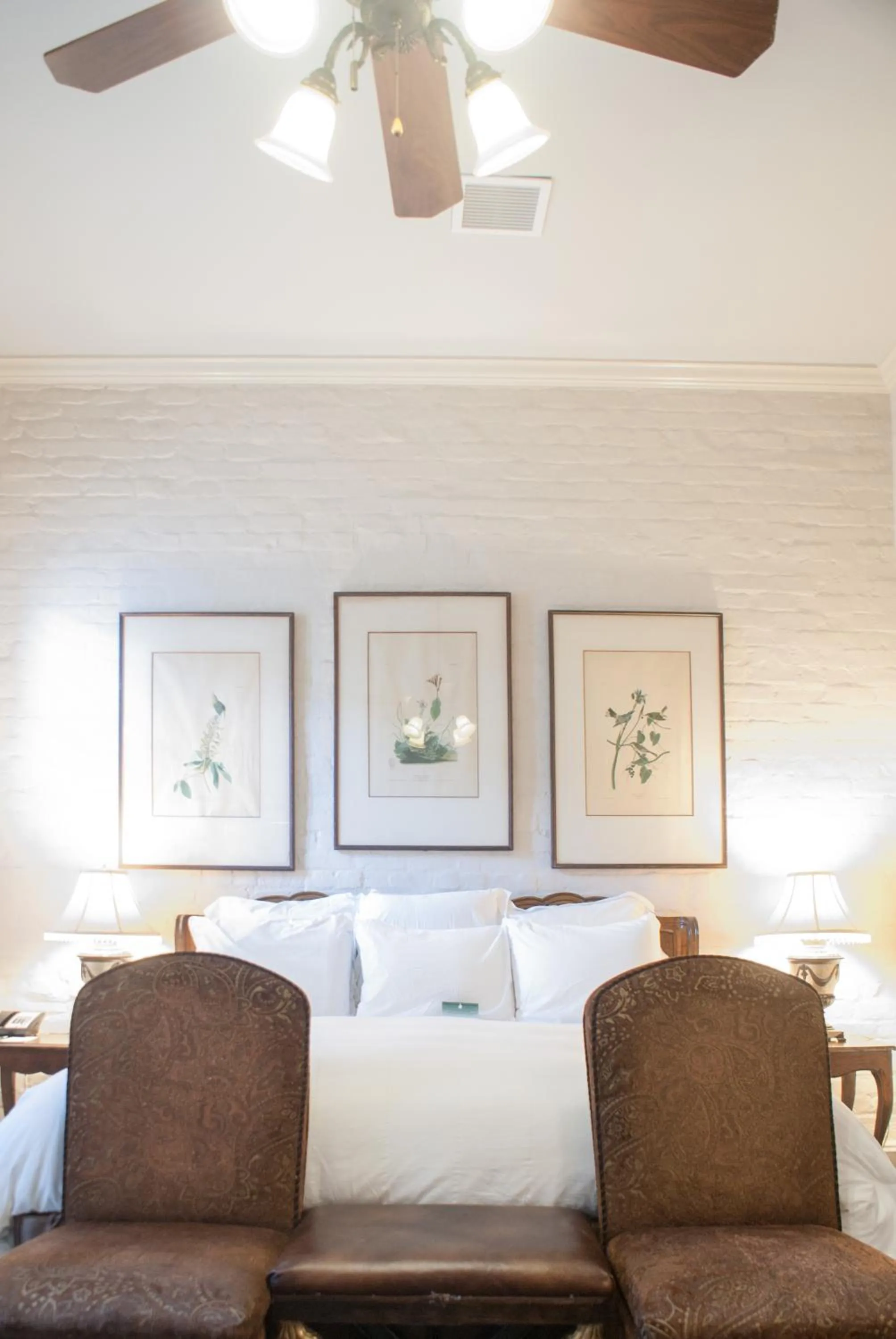 Seating area, Bed in Audubon Cottages