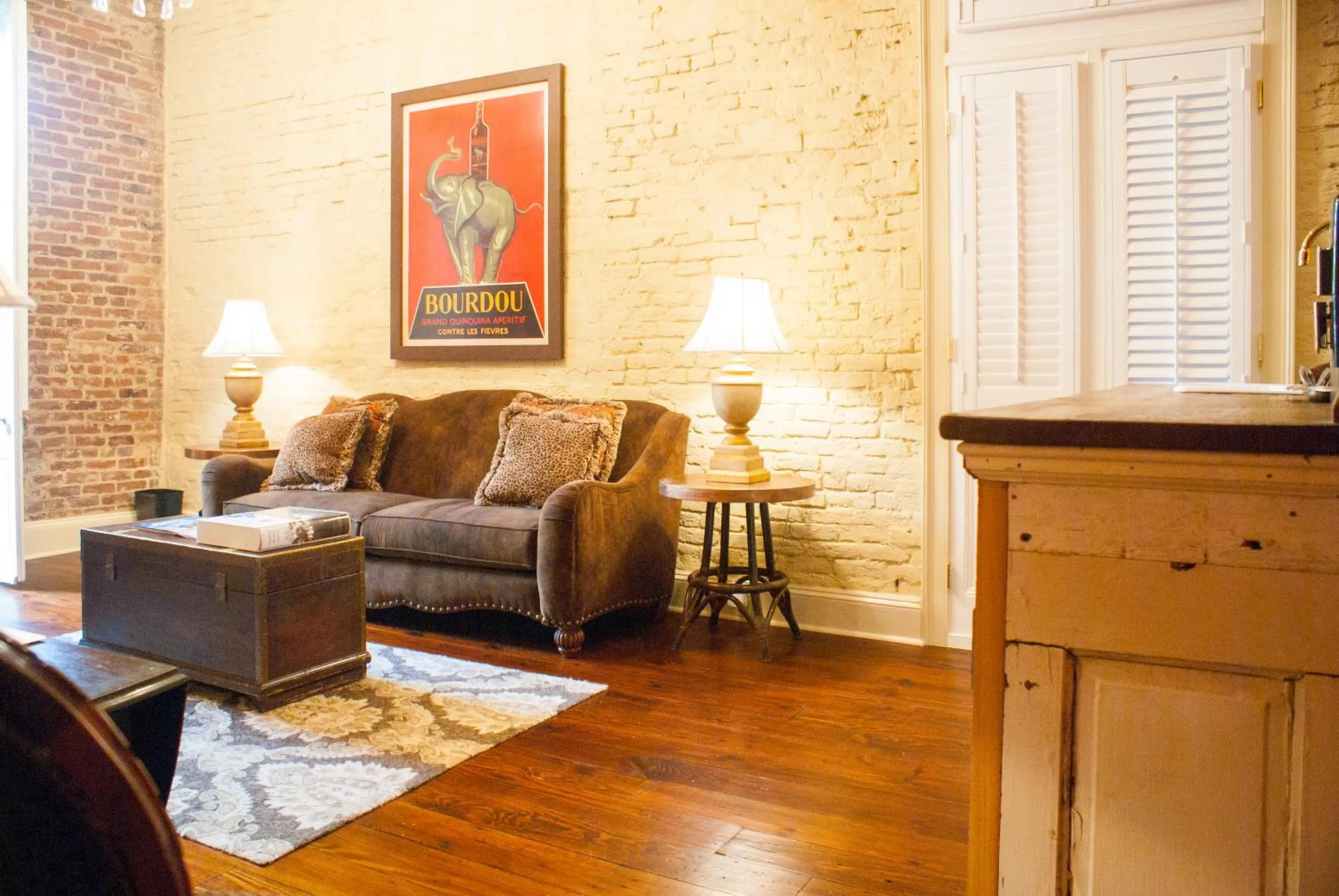 Living room in Audubon Cottages