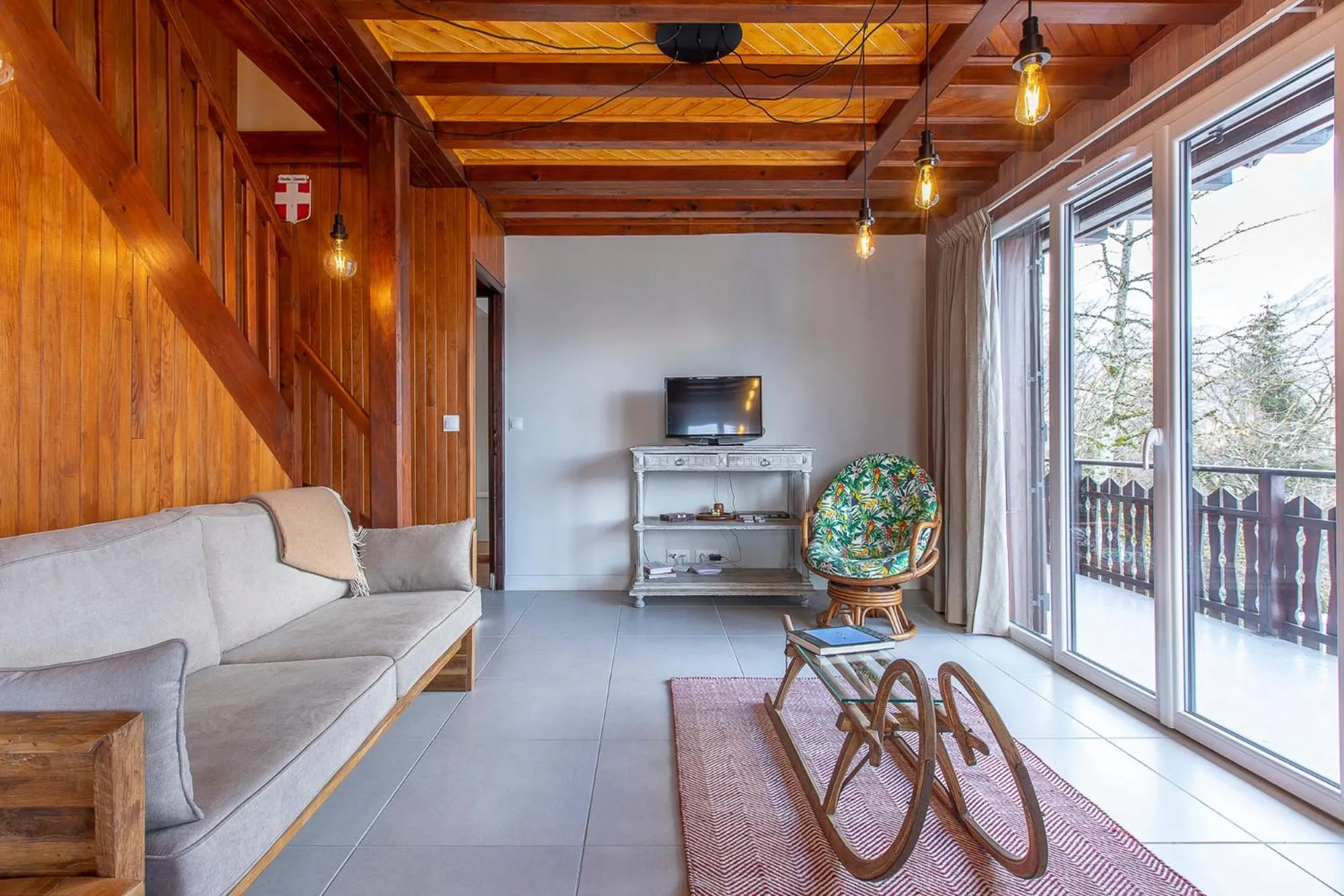 Communal lounge/ TV room in Le Catarina