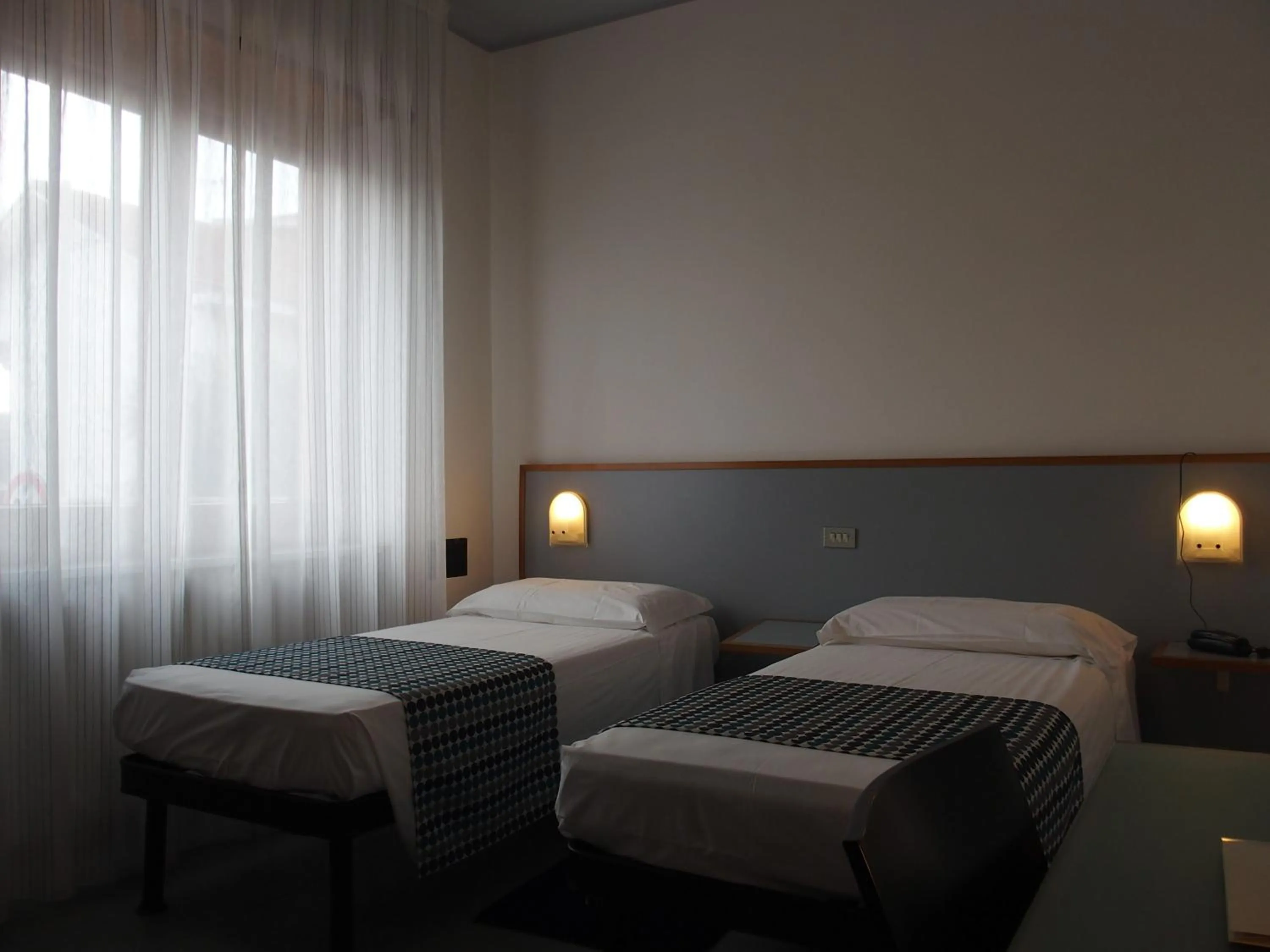 Photo of the whole room, Bed in Hotel Eden