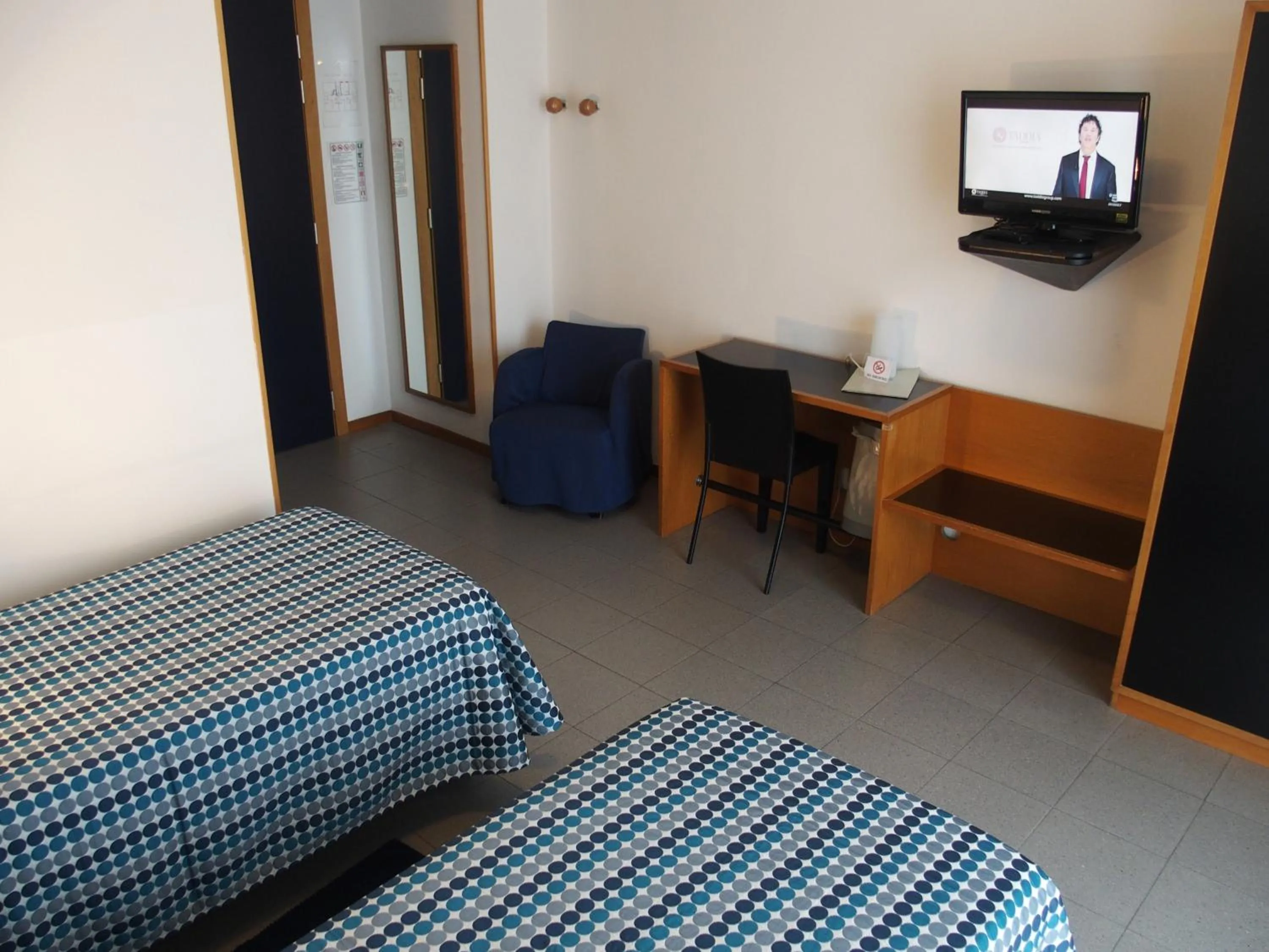 Photo of the whole room, Bed in Hotel Eden