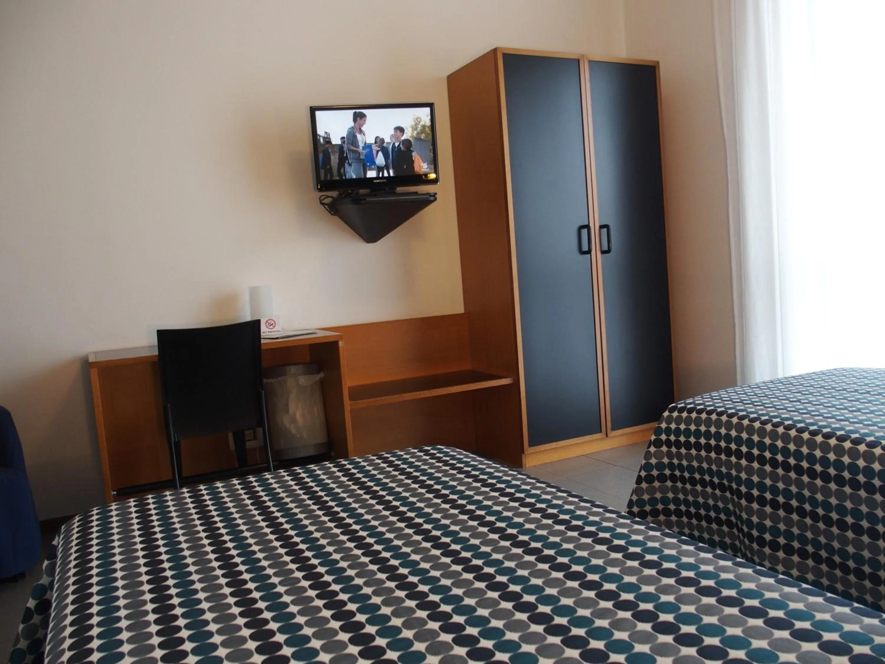 Photo of the whole room, Bed in Hotel Eden