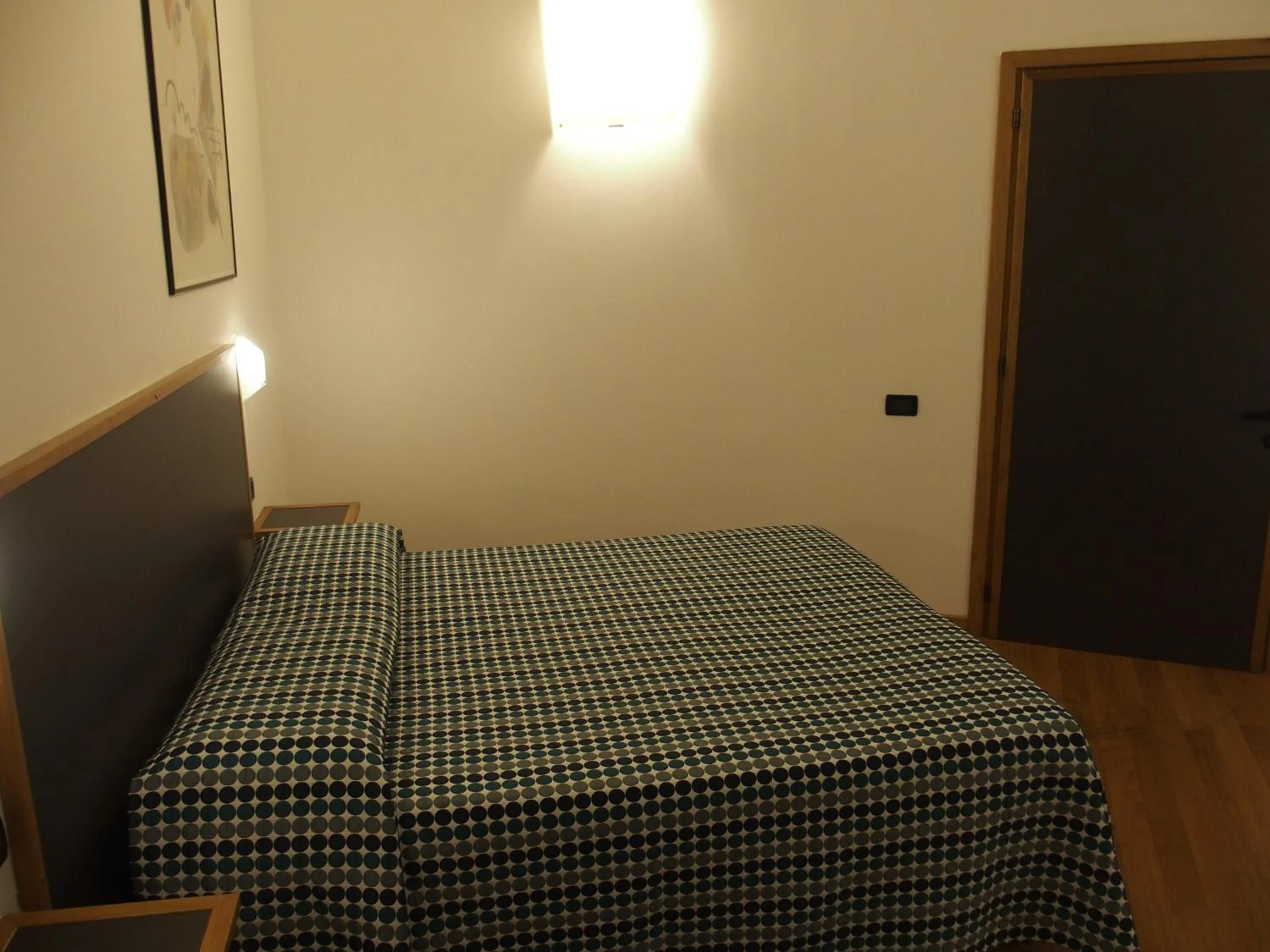 Photo of the whole room, Bed in Hotel Eden