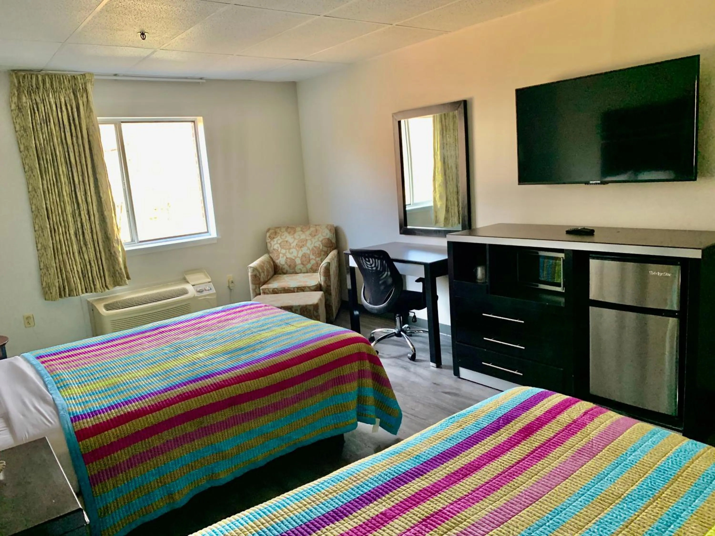 Bed in Tappan Zee Hotel