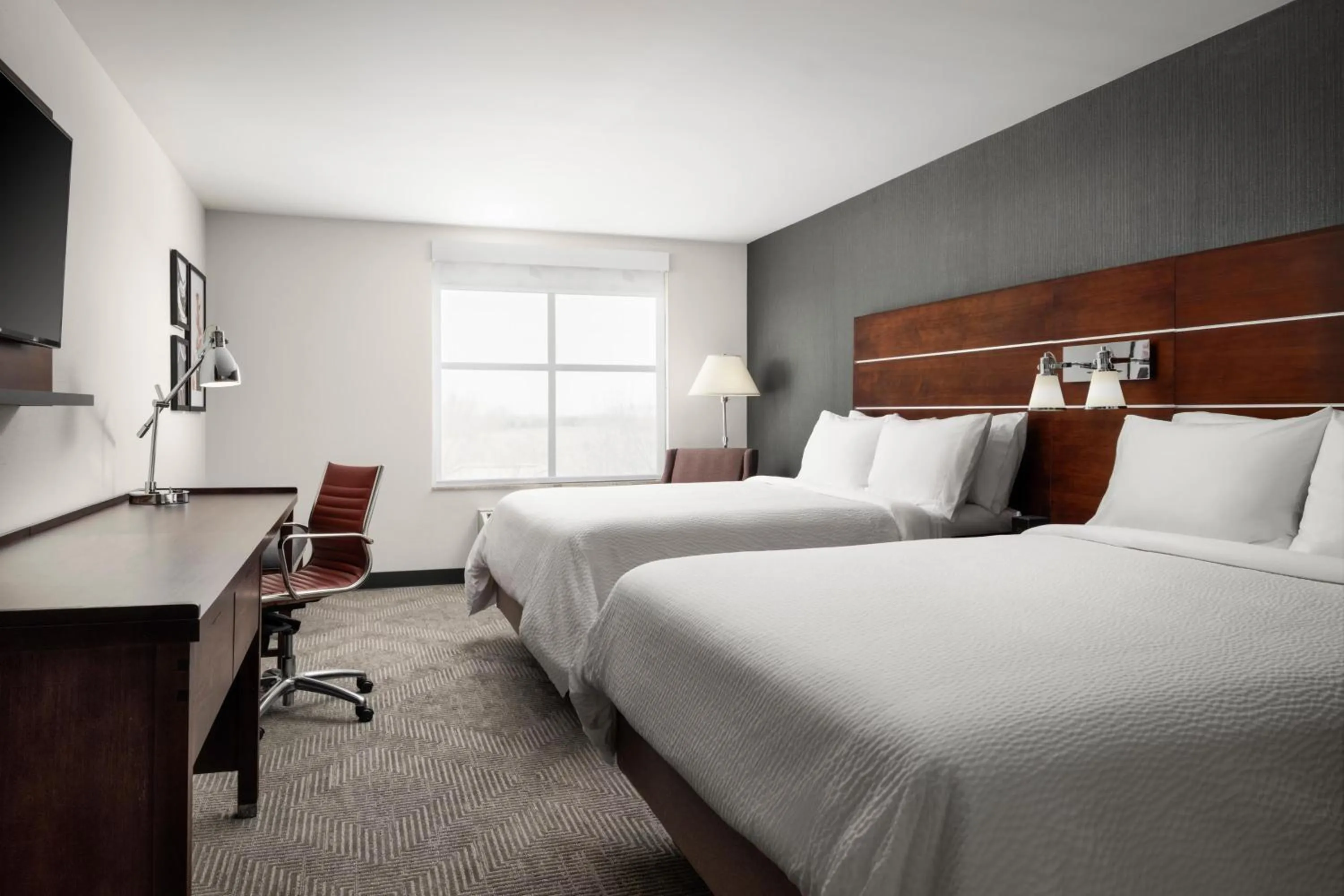 Bed in Holiday Inn - Cincinnati - Liberty Way by IHG