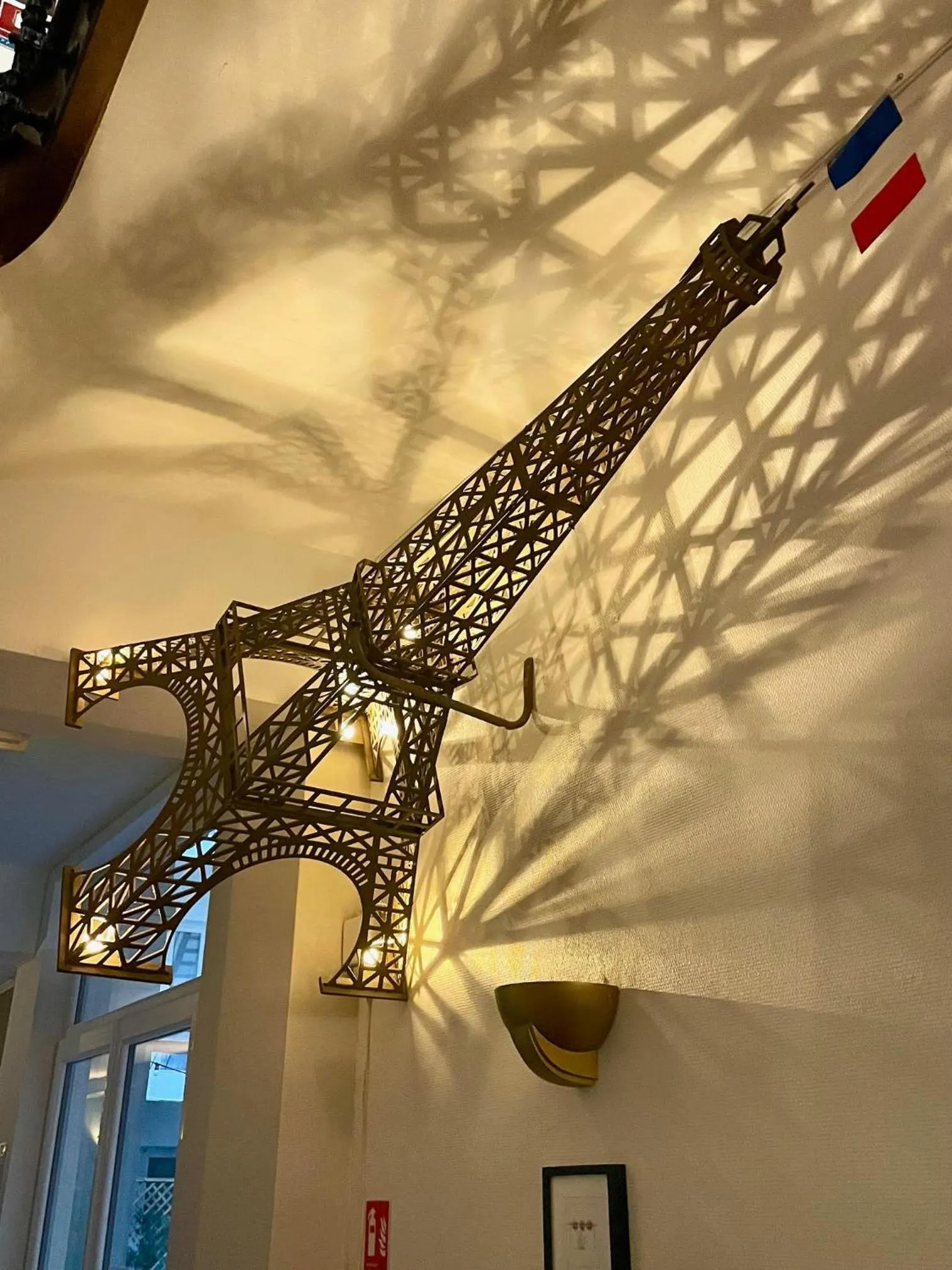 Property building in Hotel de Paris