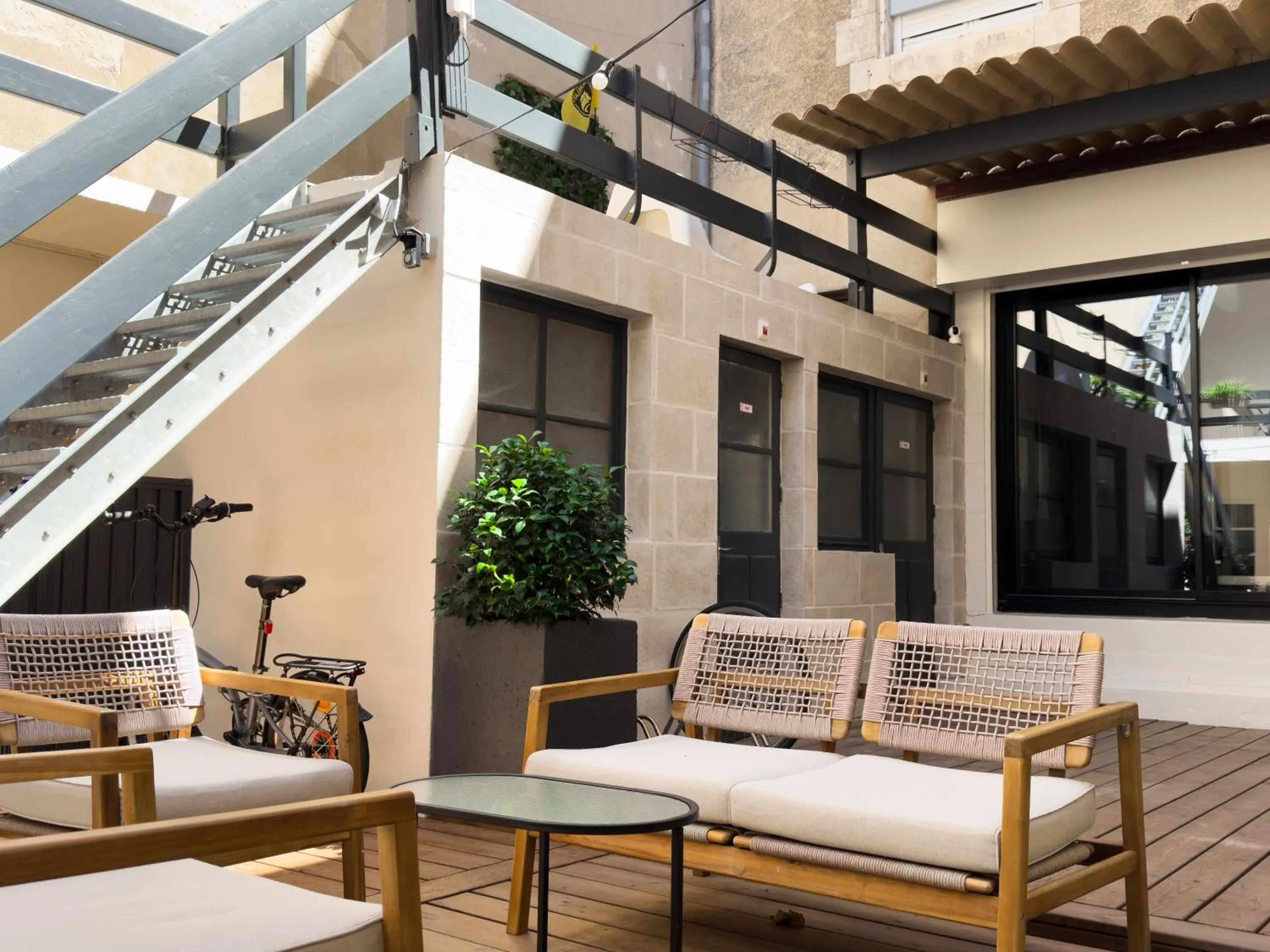 Patio in Hotel de Paris