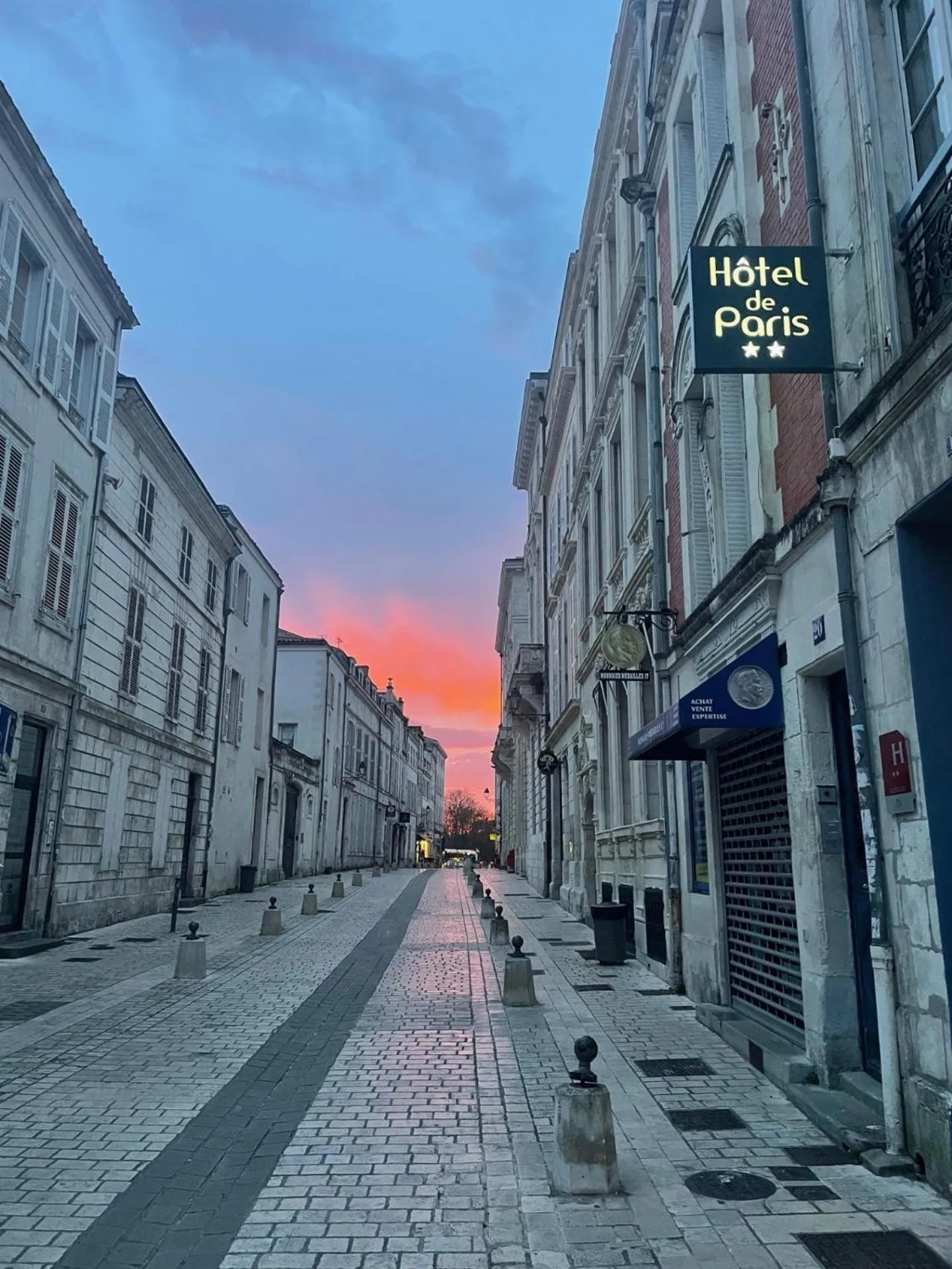 Facade/entrance in Hotel de Paris
