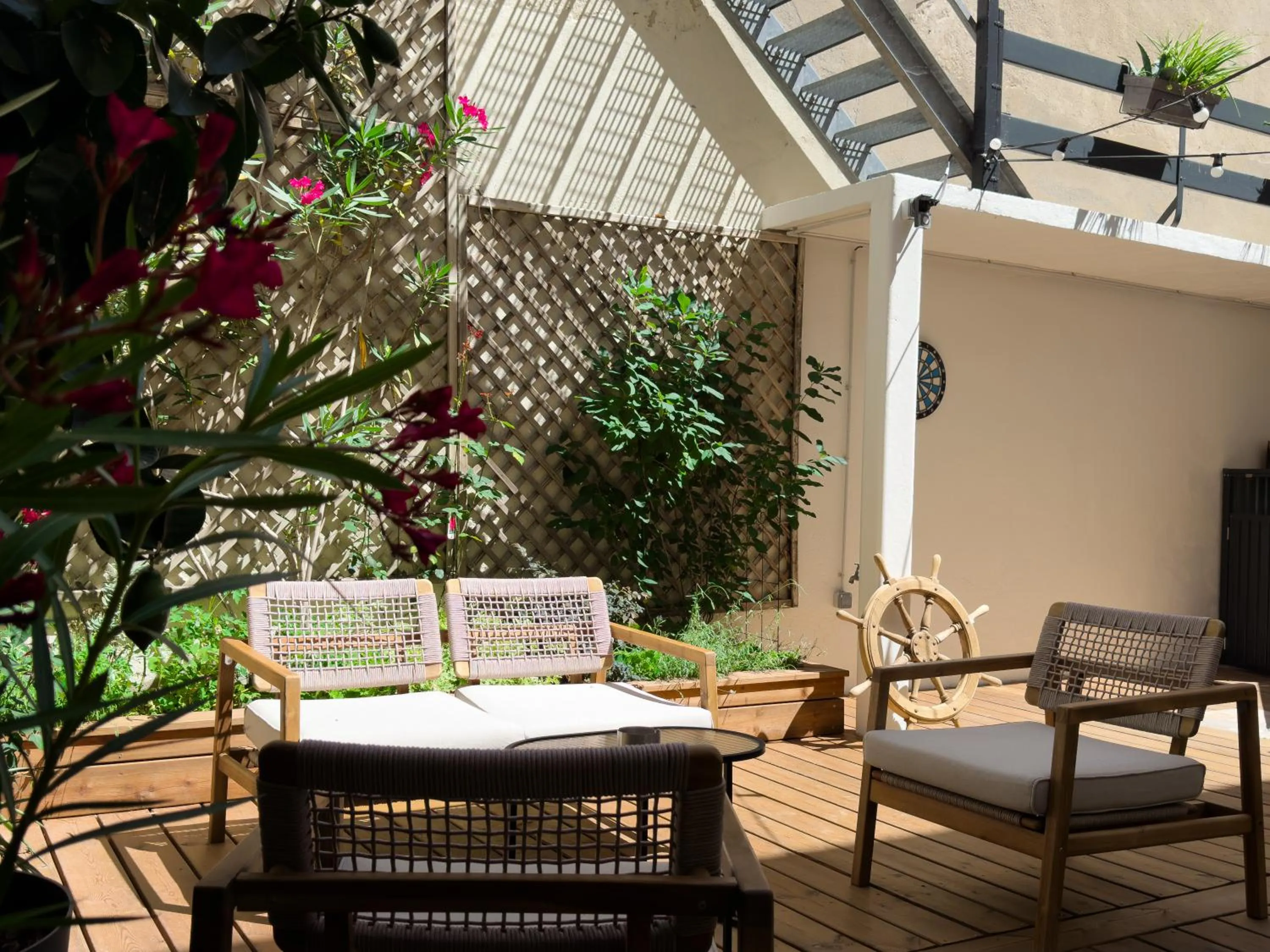 Patio in Hotel de Paris