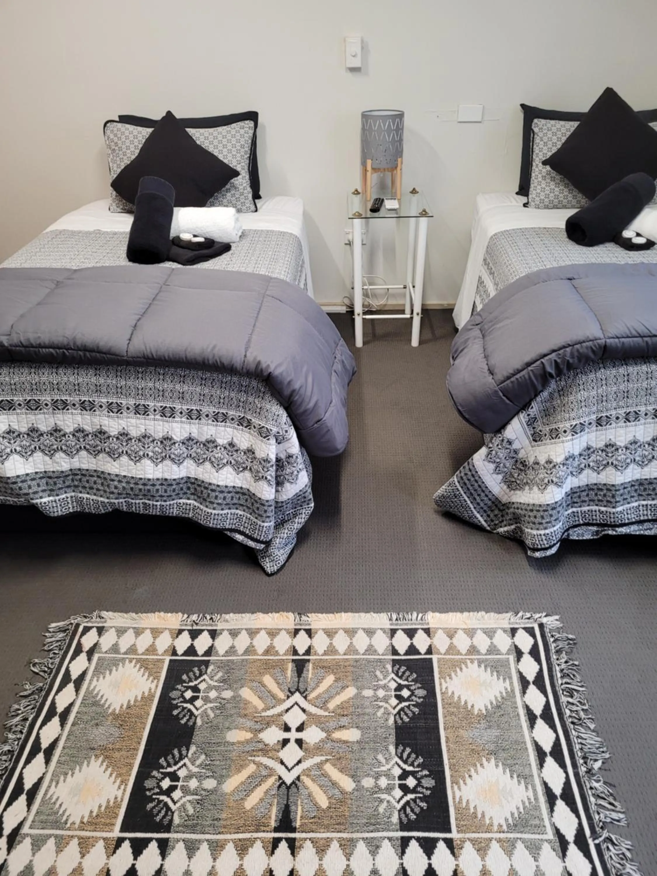 Bedroom, Bed in Jabiru Motel