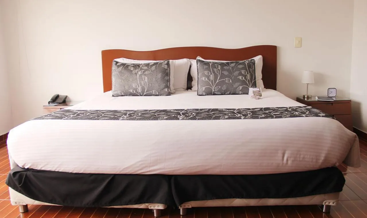 Bed in AW Hotel Salitre Real