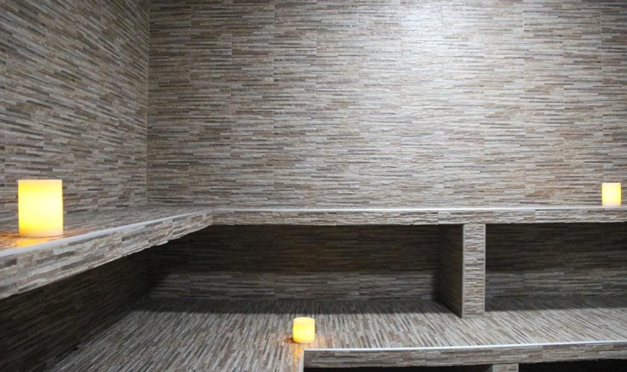 Steam room in AW Hotel Salitre Real