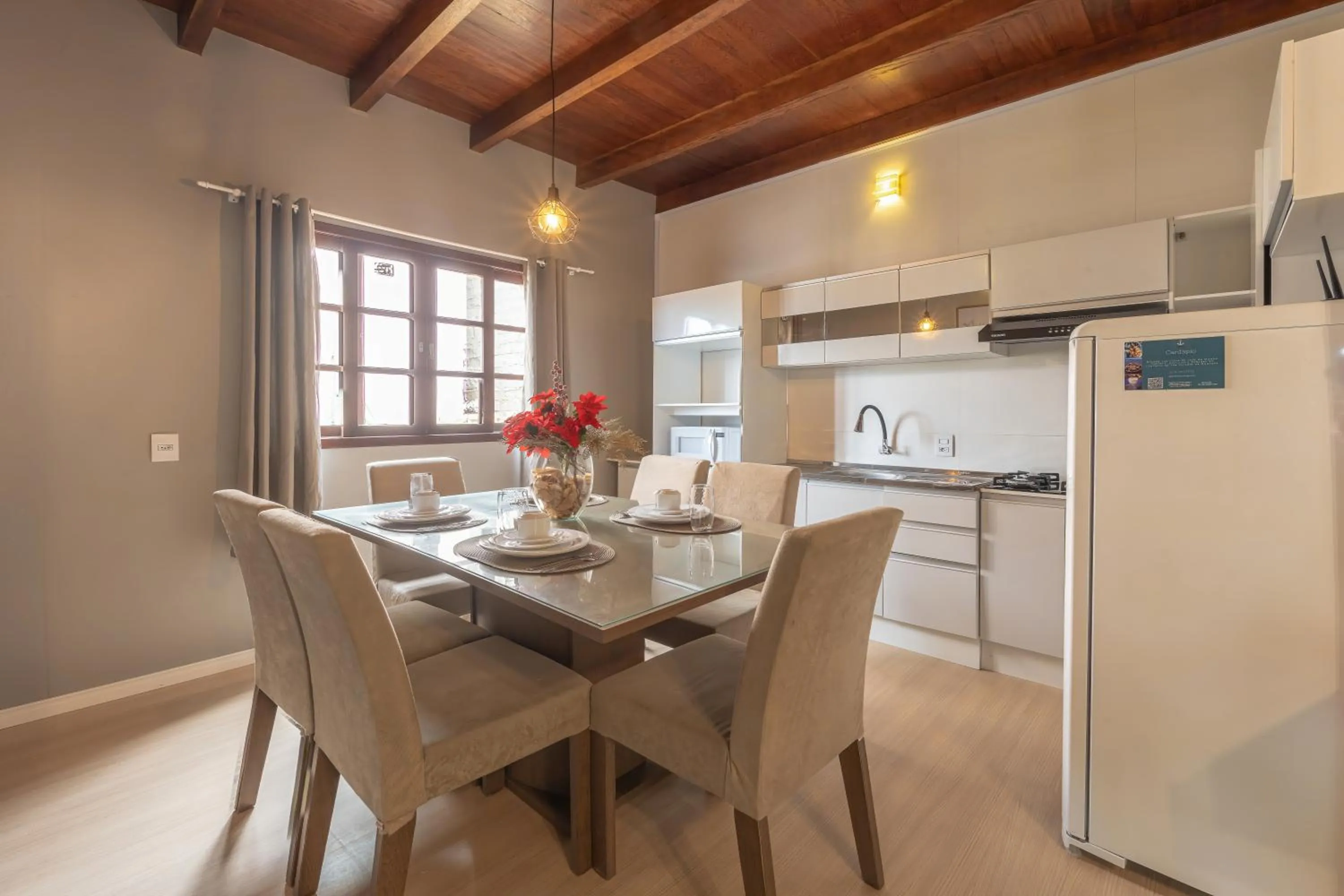 Kitchen or kitchenette in Pousada Natribus Rosa