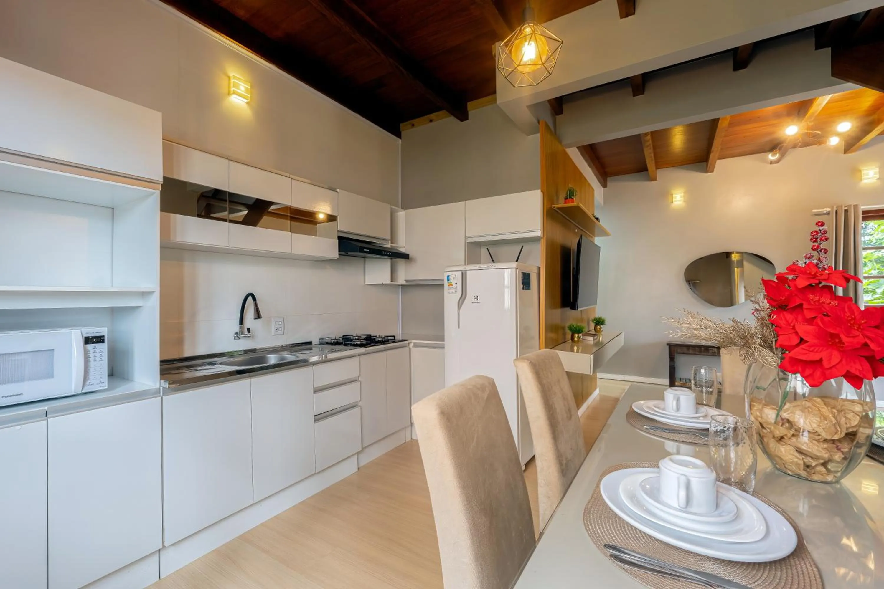 Kitchen or kitchenette in Pousada Natribus Rosa