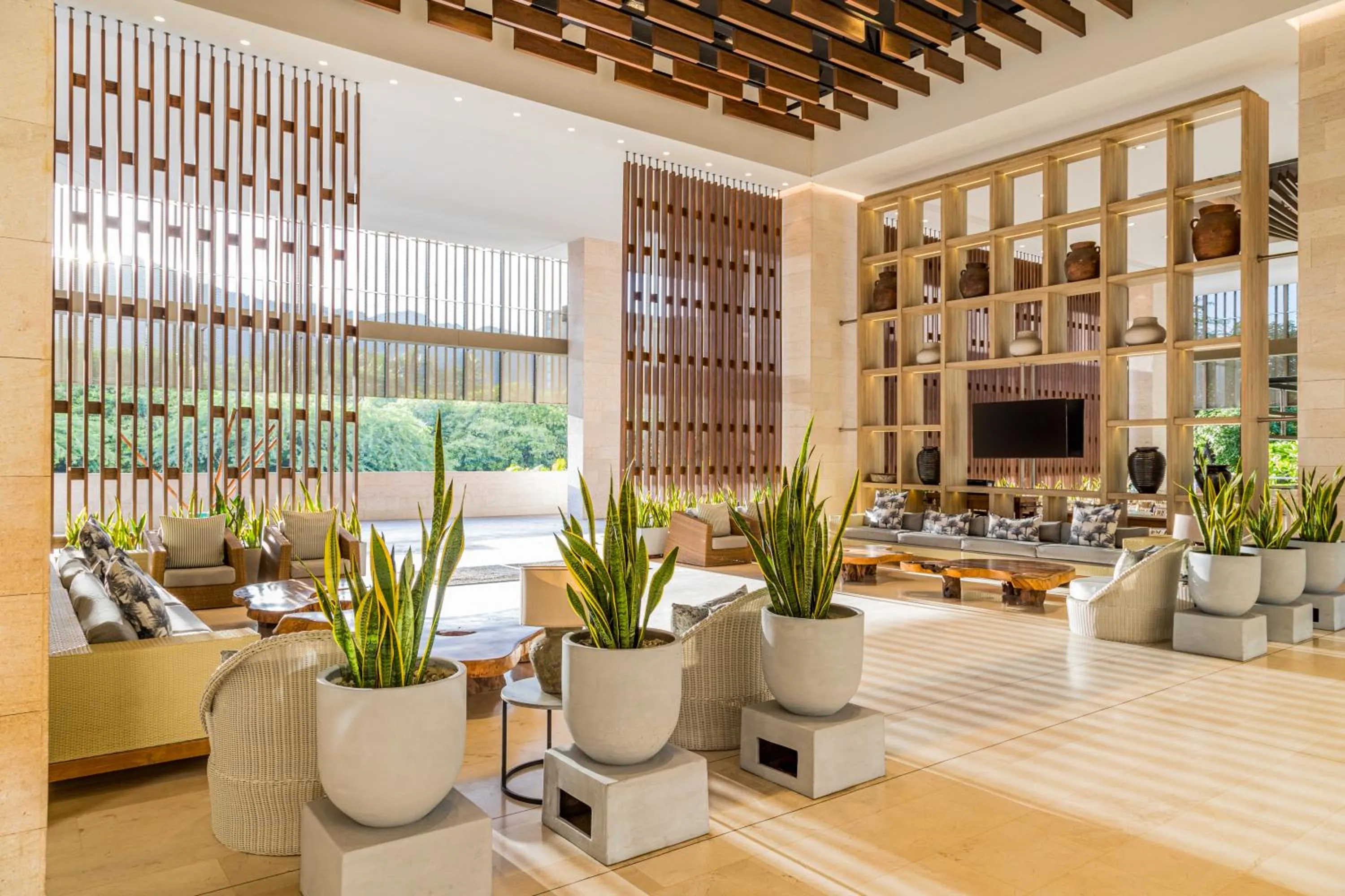 Living room in Hotel Irotama Lago