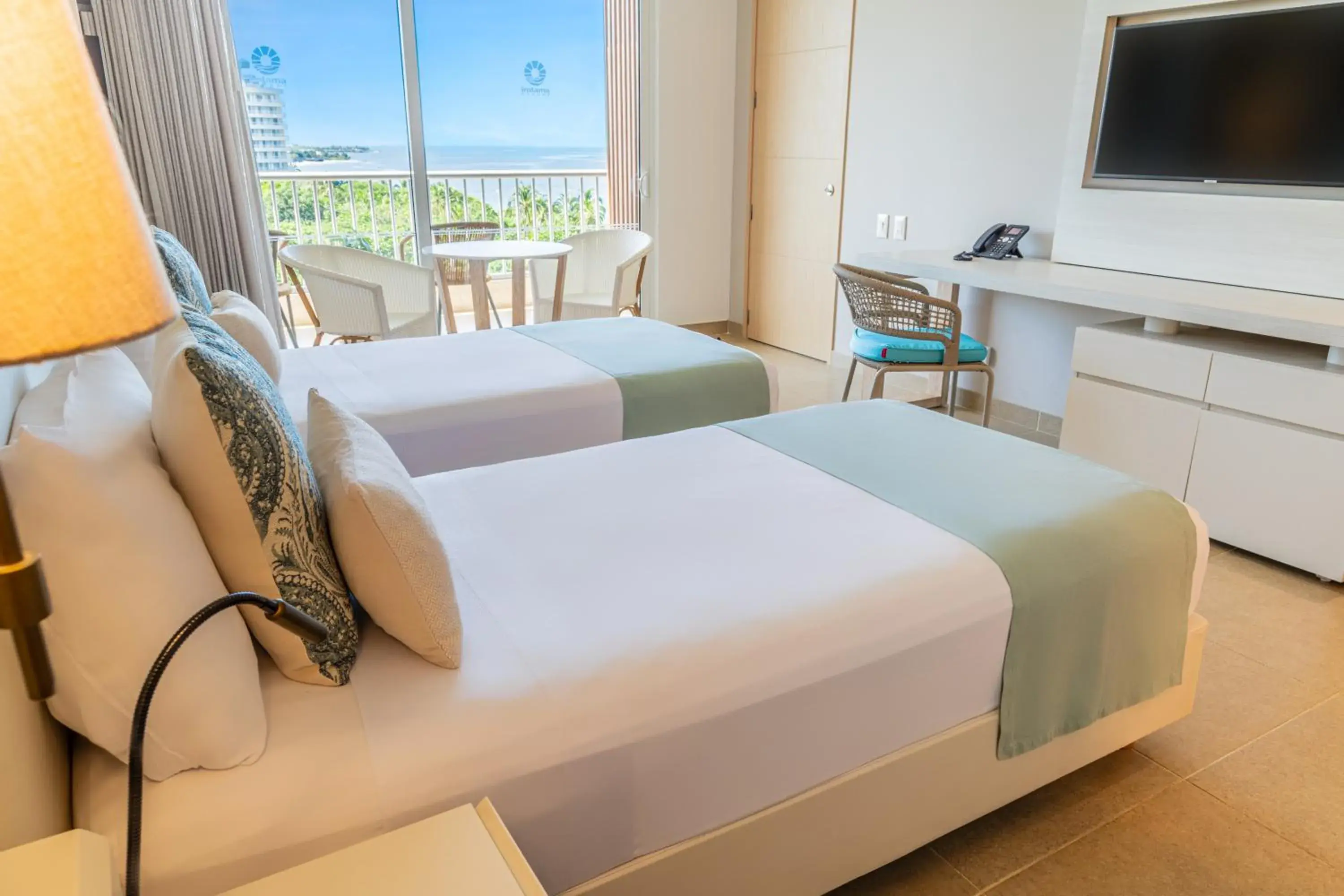 Double or Twin Room - single occupancy in Irotama Lago Double or Twin Room - single occupancy in Irotama Lago