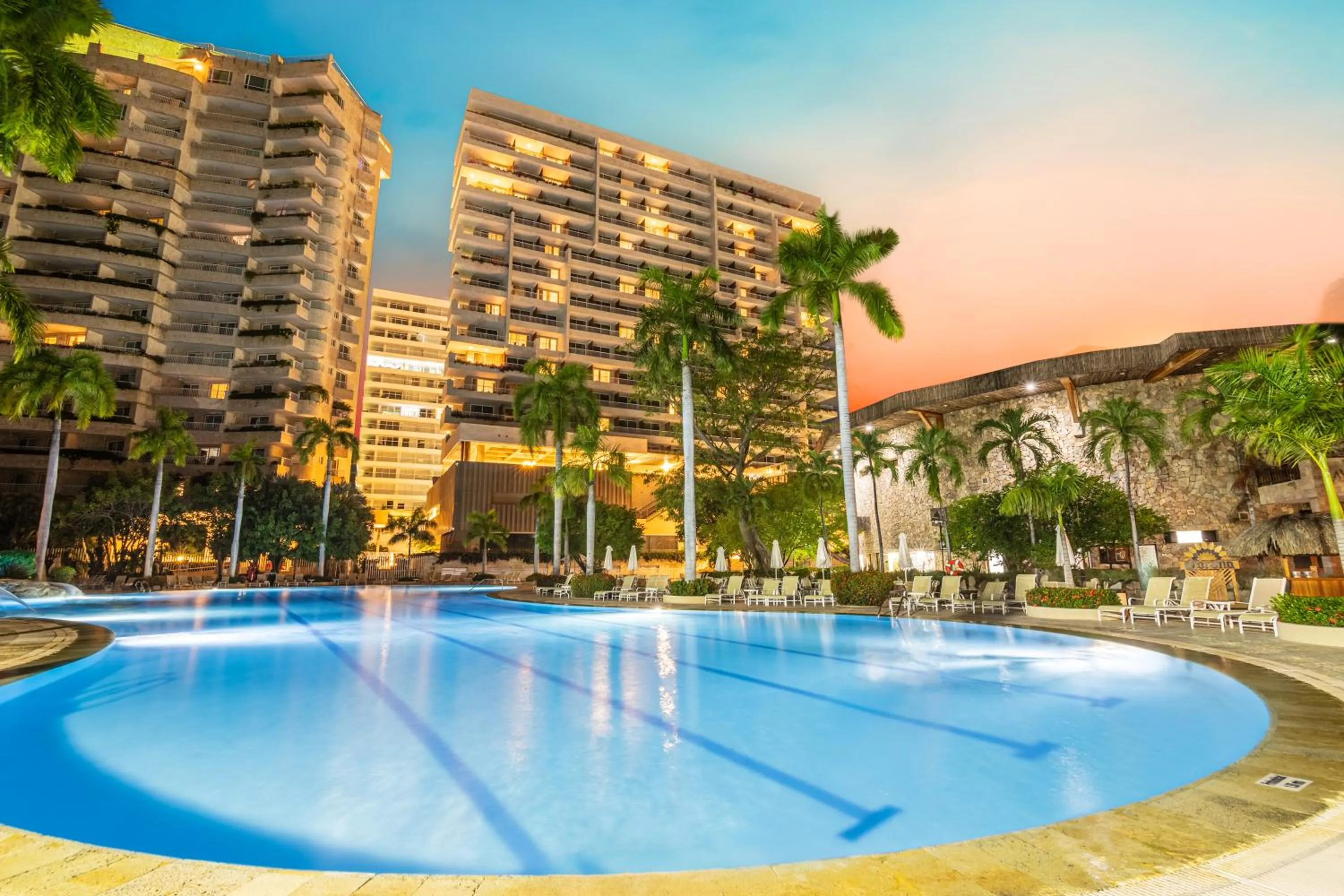 Property building in Hotel Irotama Lago