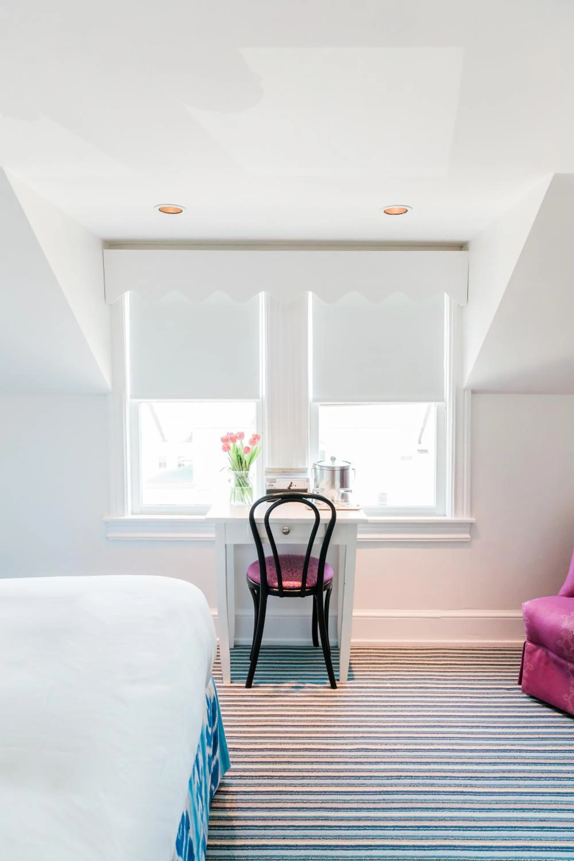 Seating area, Bed in The Star Inn