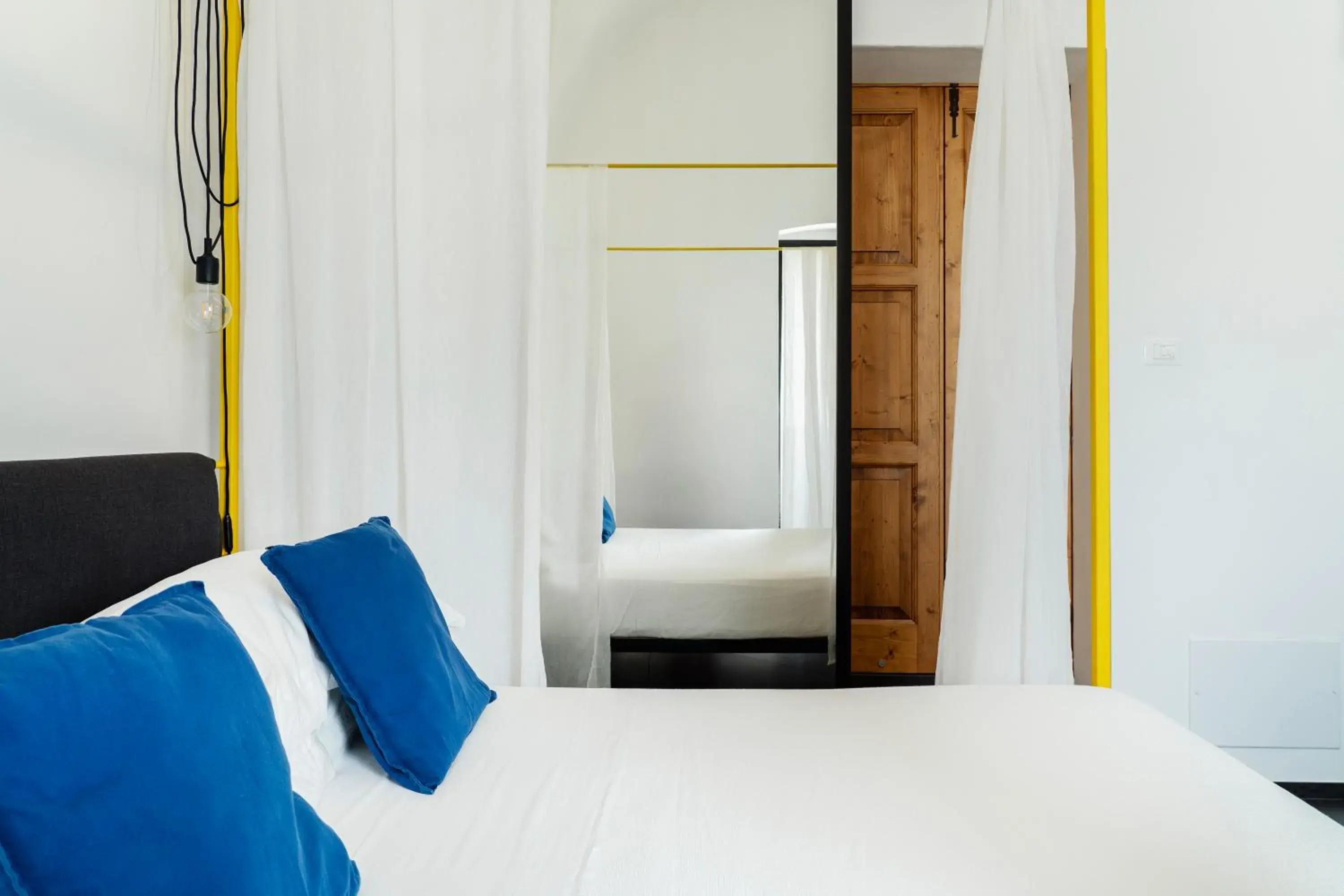 Deluxe Junior Suite - single occupancy in Palazzo Biancofiore, suites & rooftop Ostuni Deluxe Junior Suite - single occupancy in Palazzo Biancofiore, suites & rooftop Ostuni