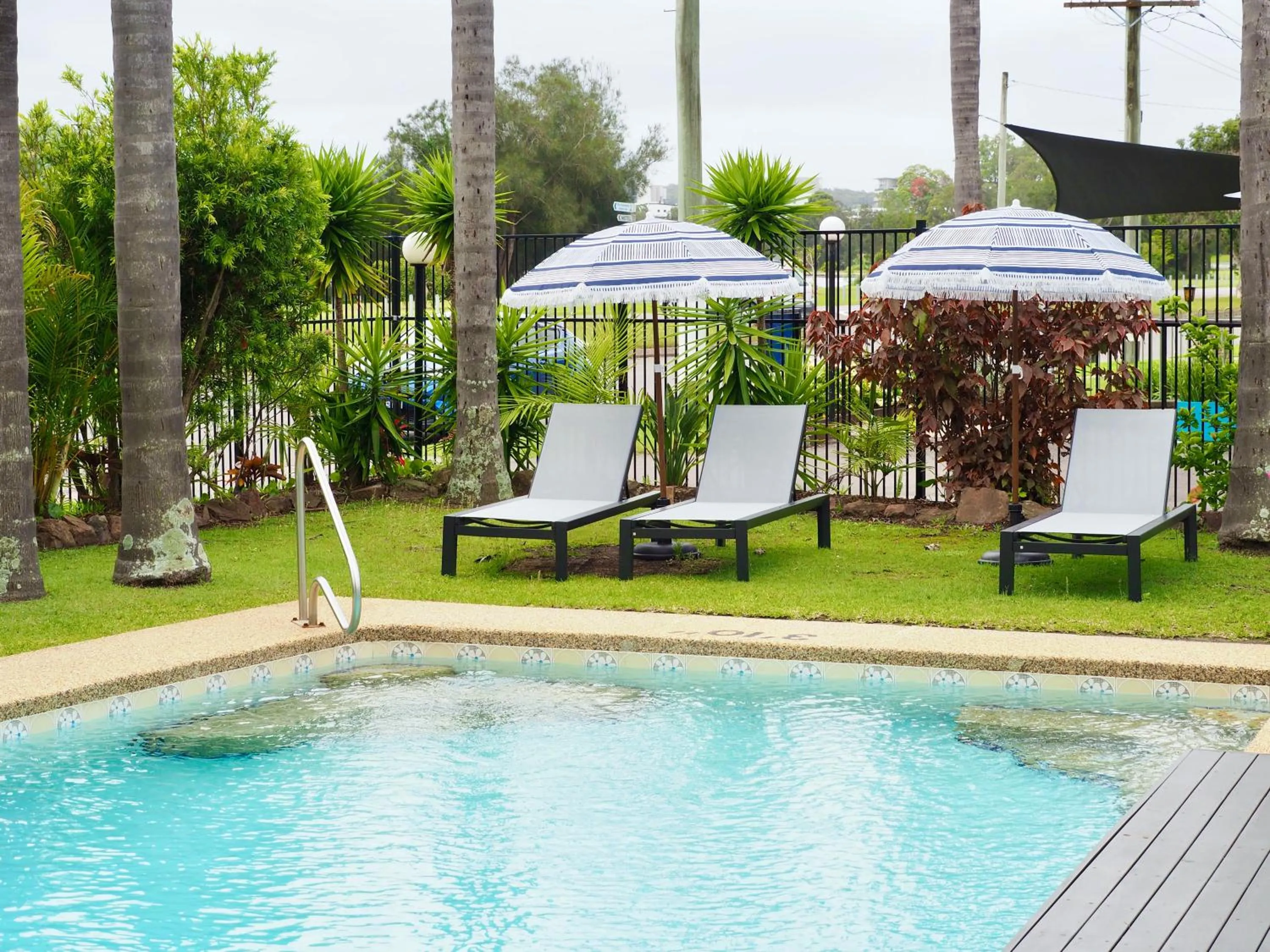 Swimming pool in The Esplanade Motel