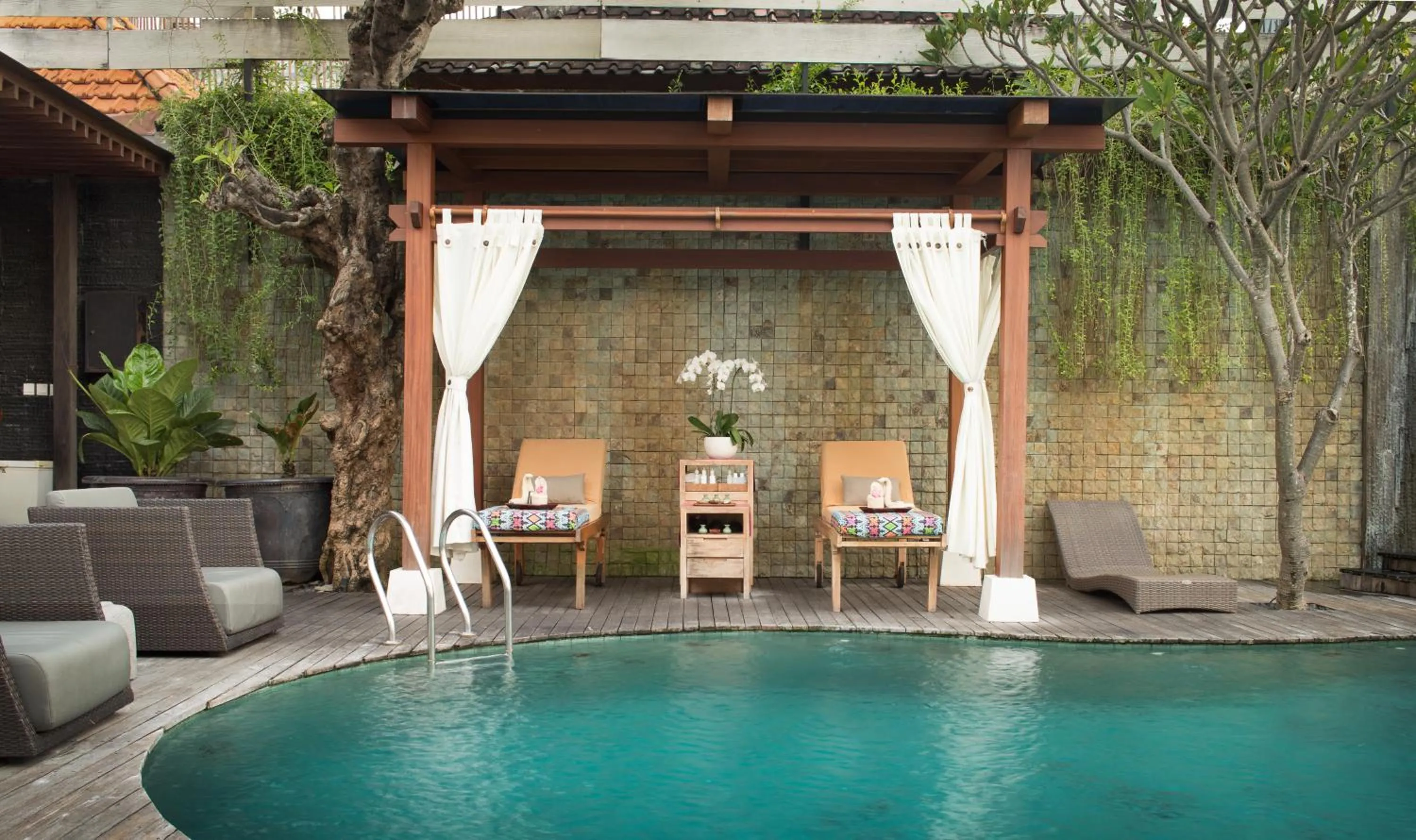 Area and facilities in Daluman Villas