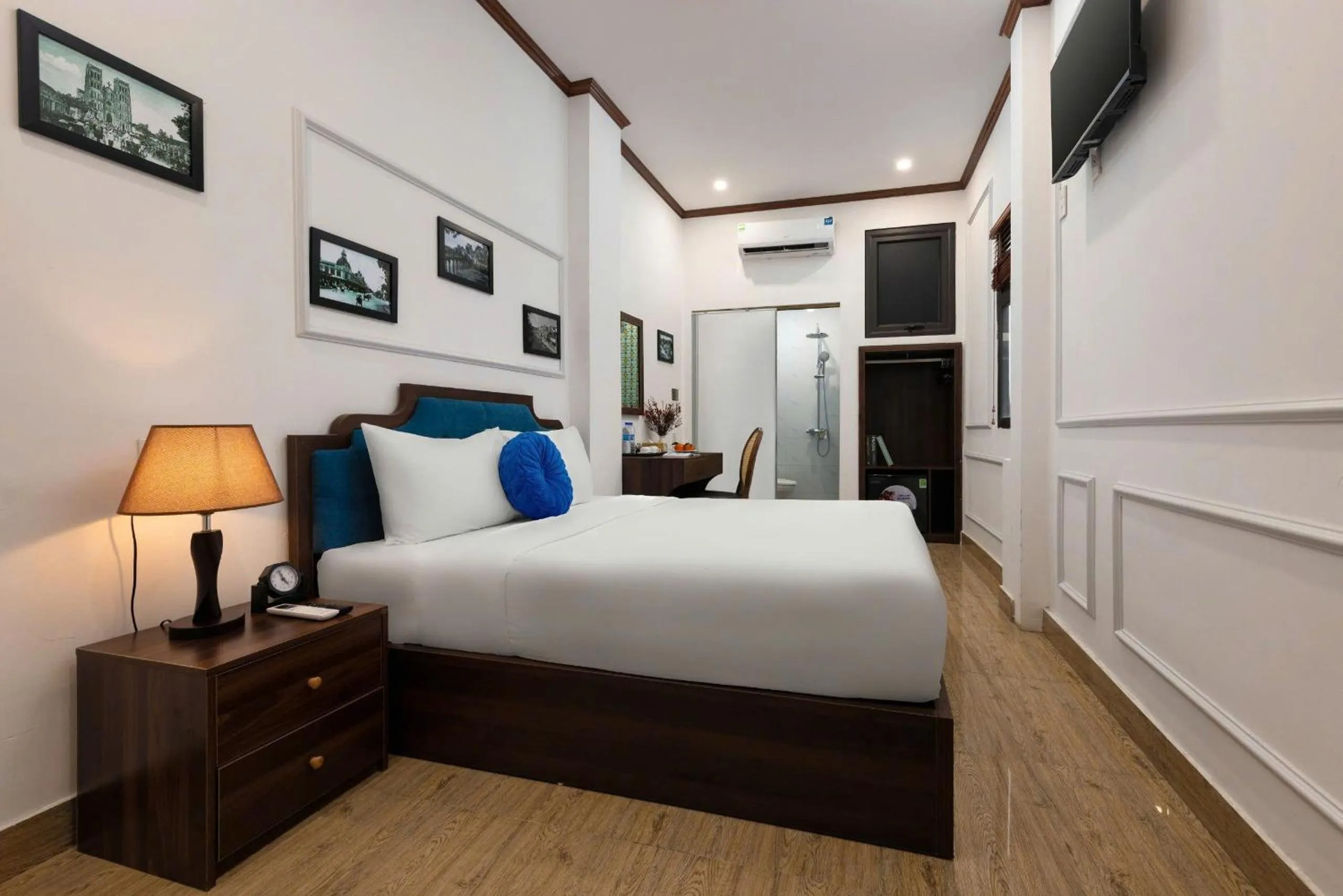 Bed in The Ambery Hanoi Boutique Hotel & Travel