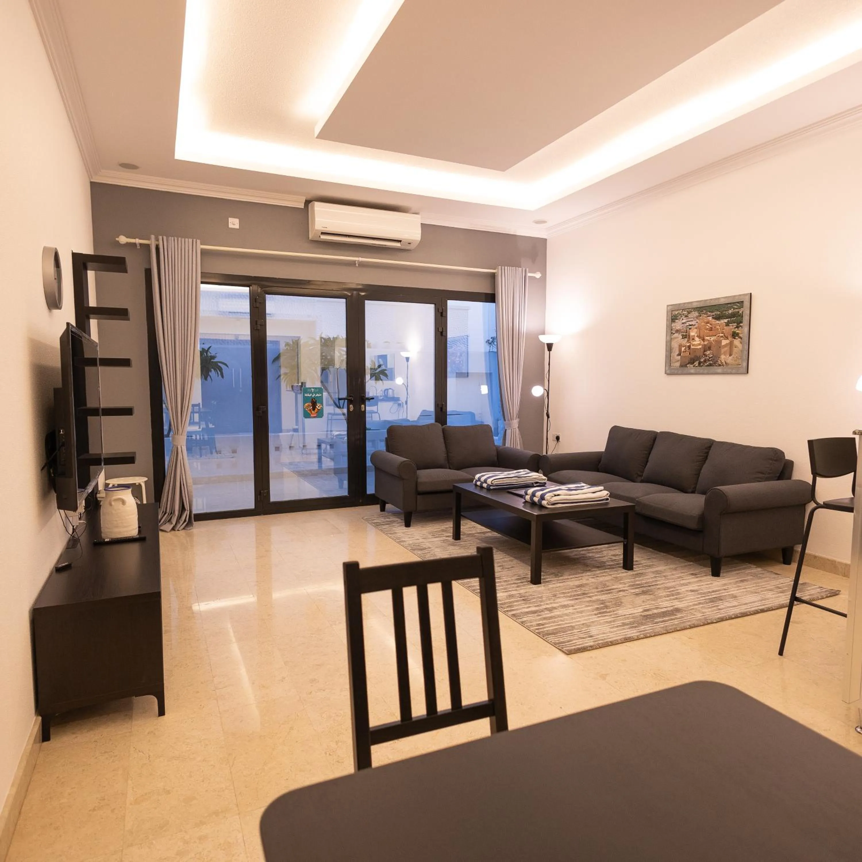 TV and multimedia in THE POOL VILLA - TANUF