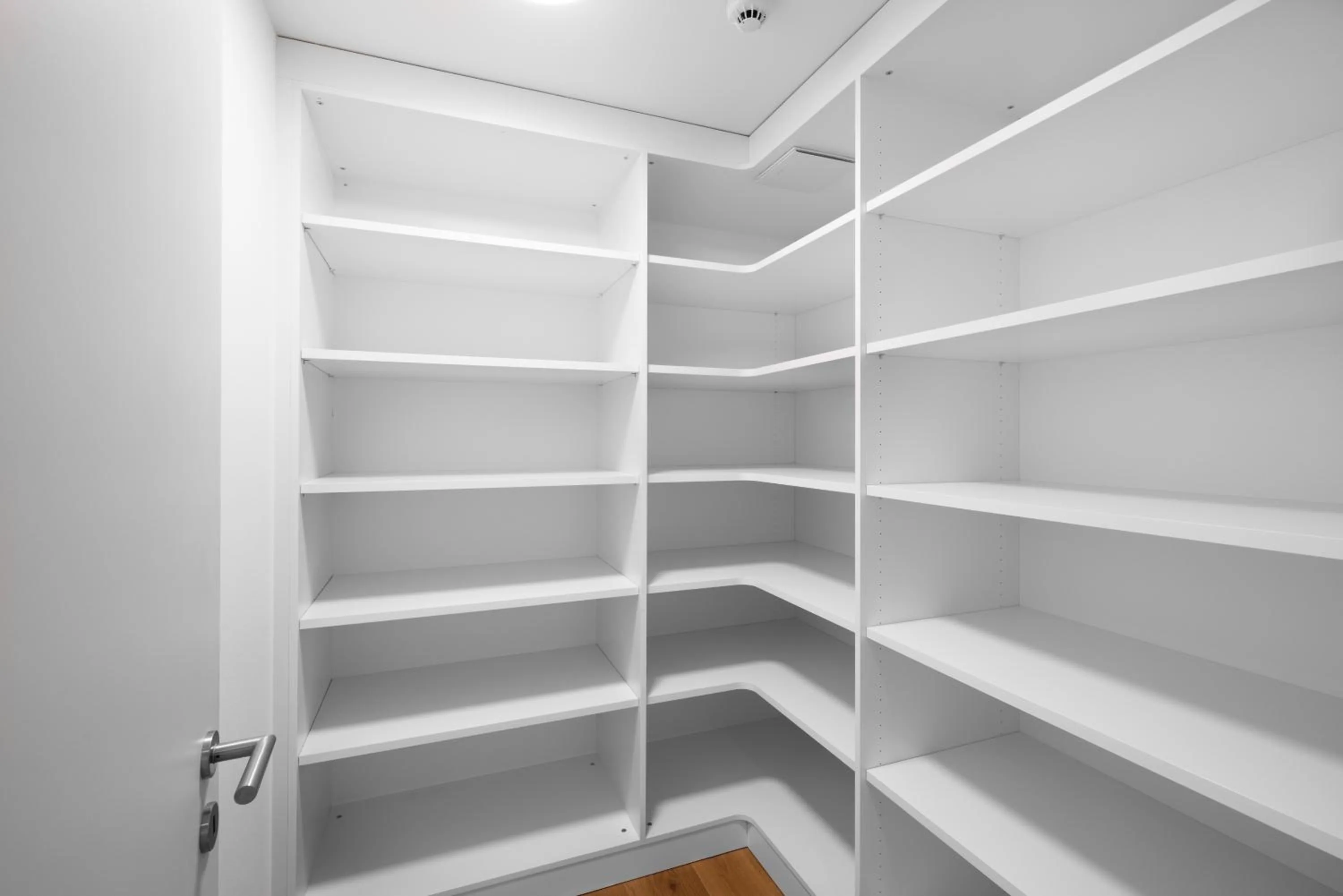 wardrobe in Swiss Hotel Apartments - Interlaken