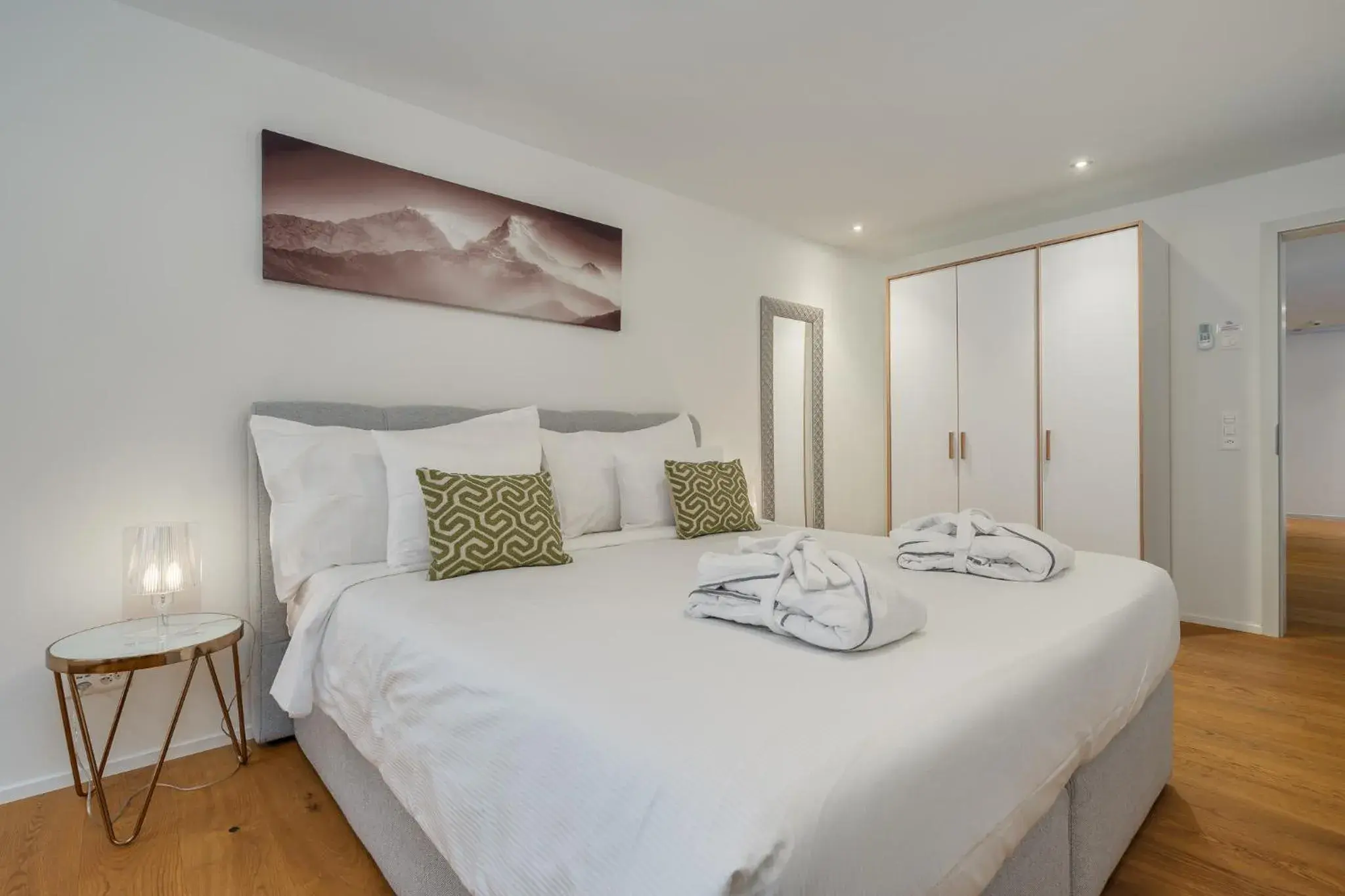 Three-Bedroom Apartment in Swiss Hotel Apartments - Interlaken Three-Bedroom Apartment in Swiss Hotel Apartments - Interlaken