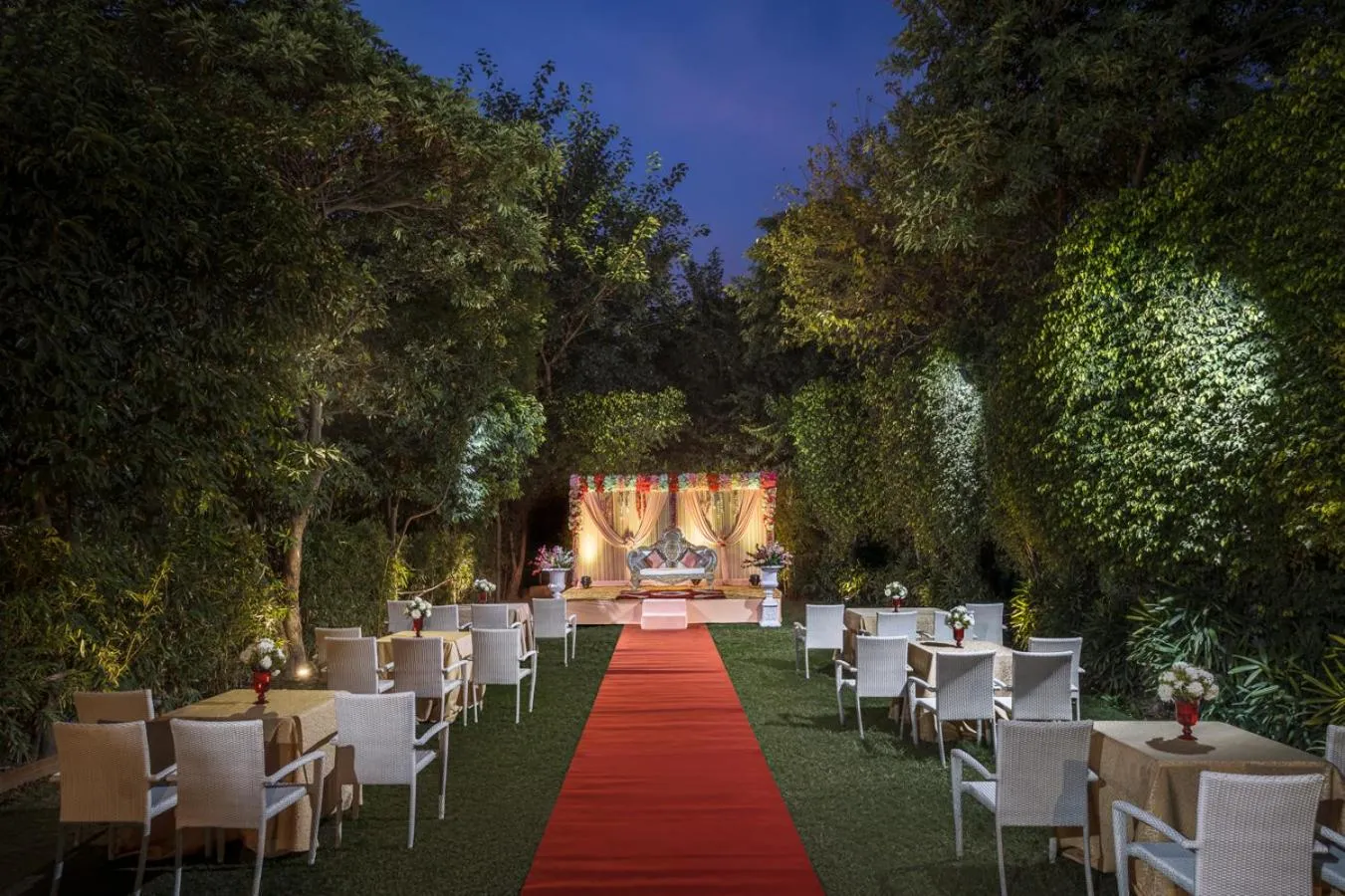 Property building in Golden Tulip City Centre Gurgaon