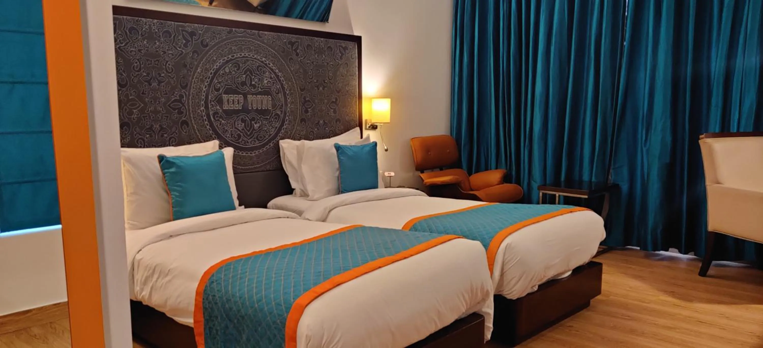 Bed in Golden Tulip City Centre Gurgaon