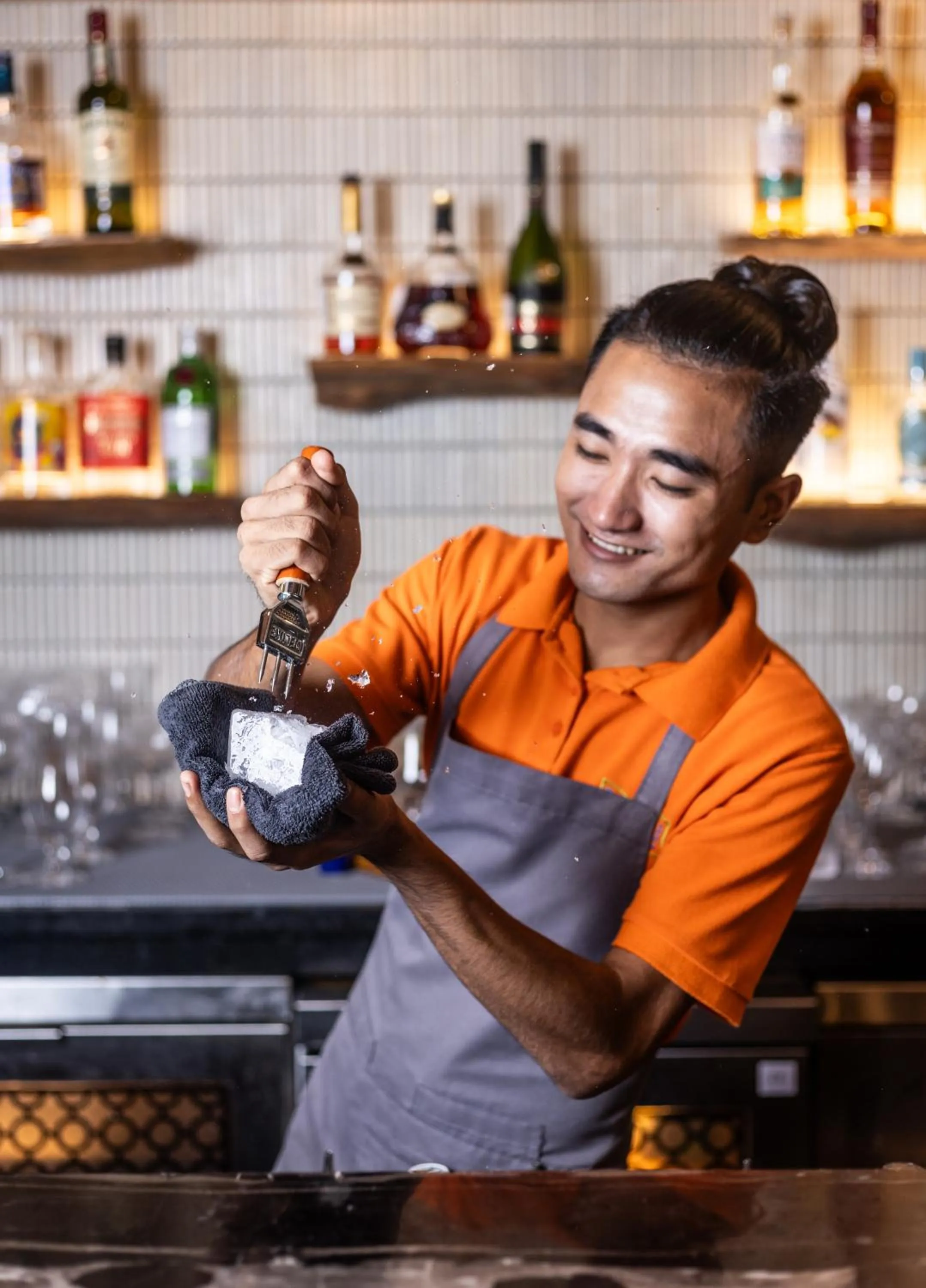 Lounge or bar in Ronil Goa, part of Hyatt