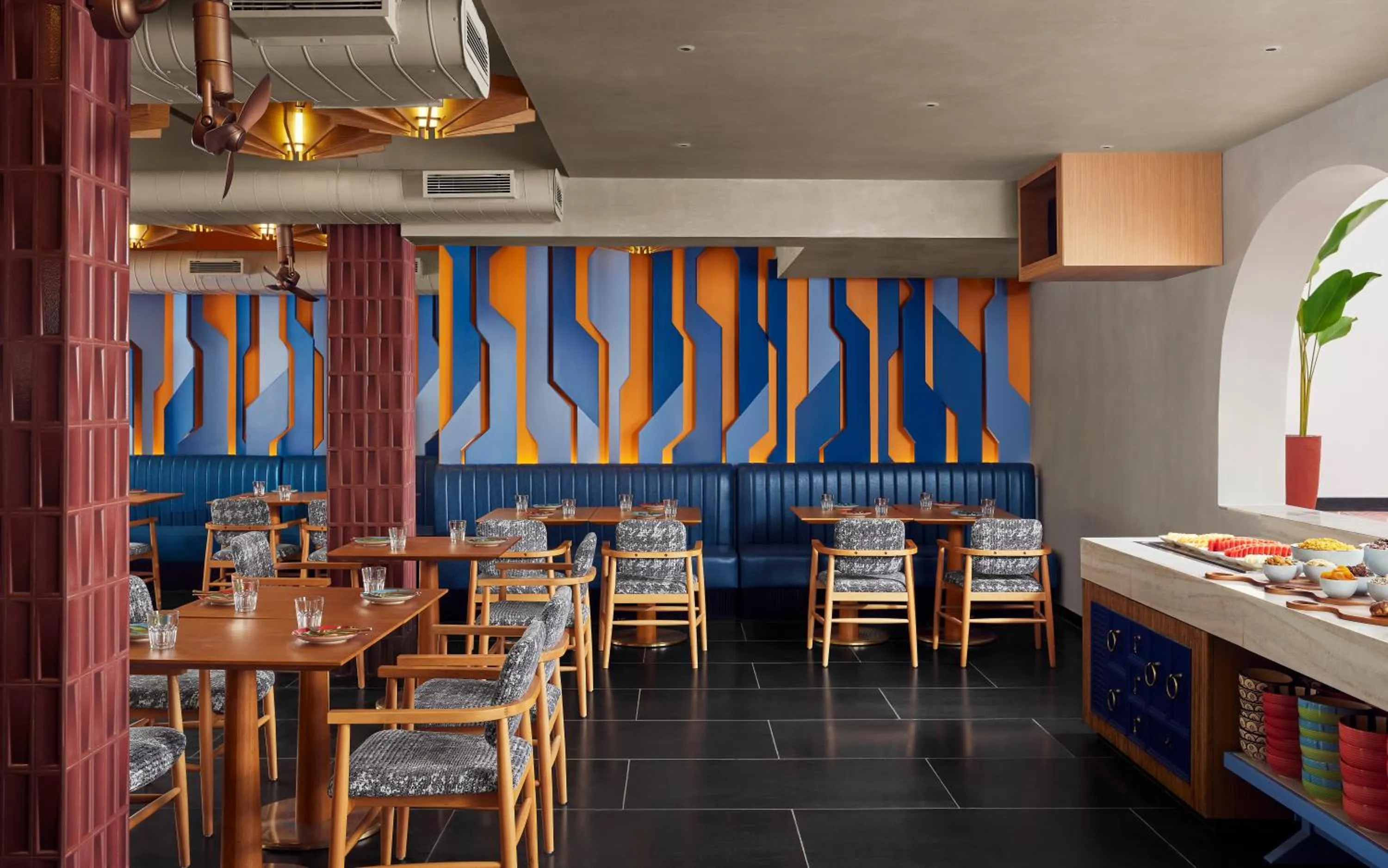 Restaurant/places to eat in Ronil Goa, part of Hyatt