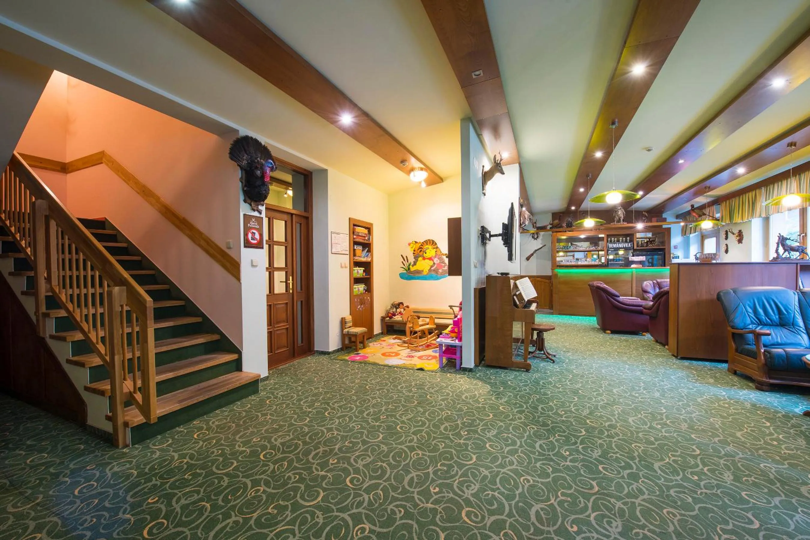 Seating area in Hotel Polovnik