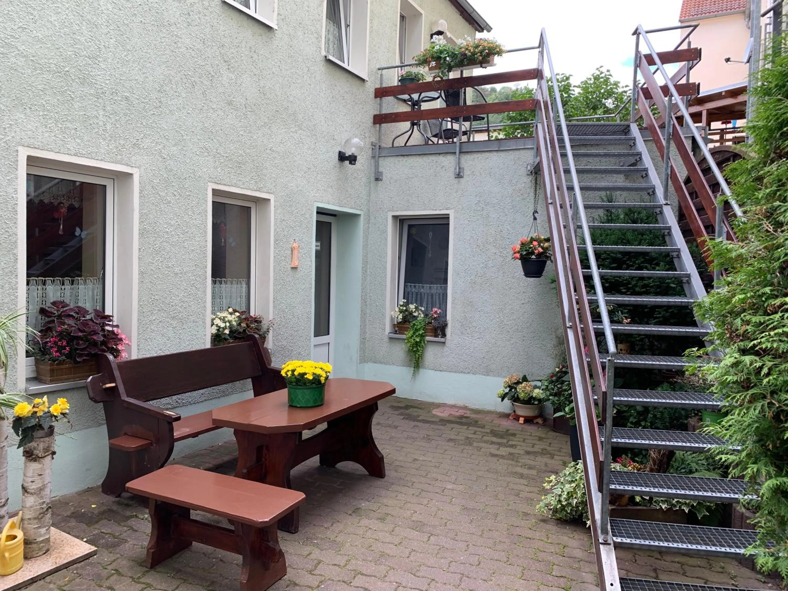 Patio in Pension Triebischtal
