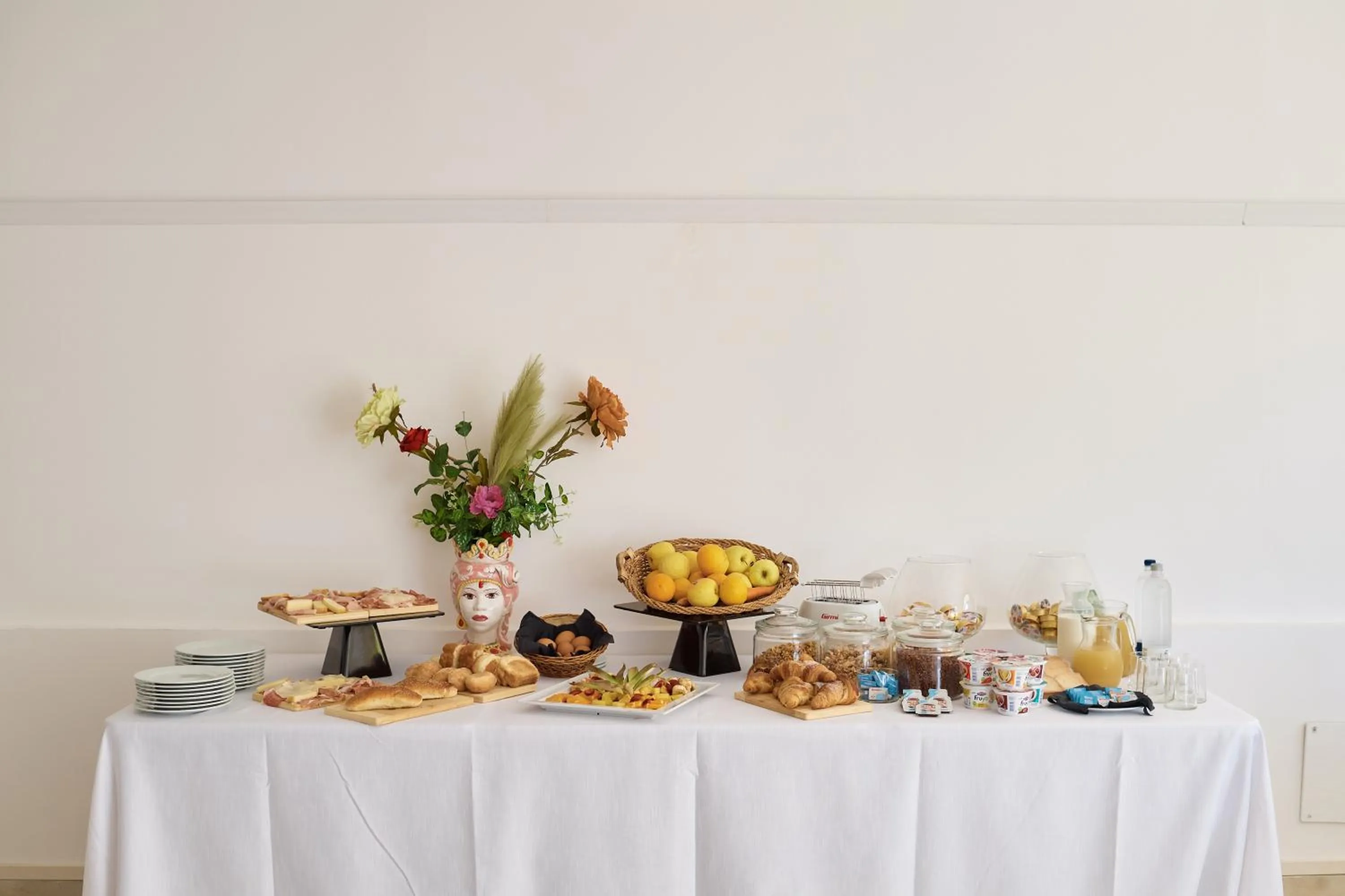 Continental breakfast in Grand Hotel La Batia