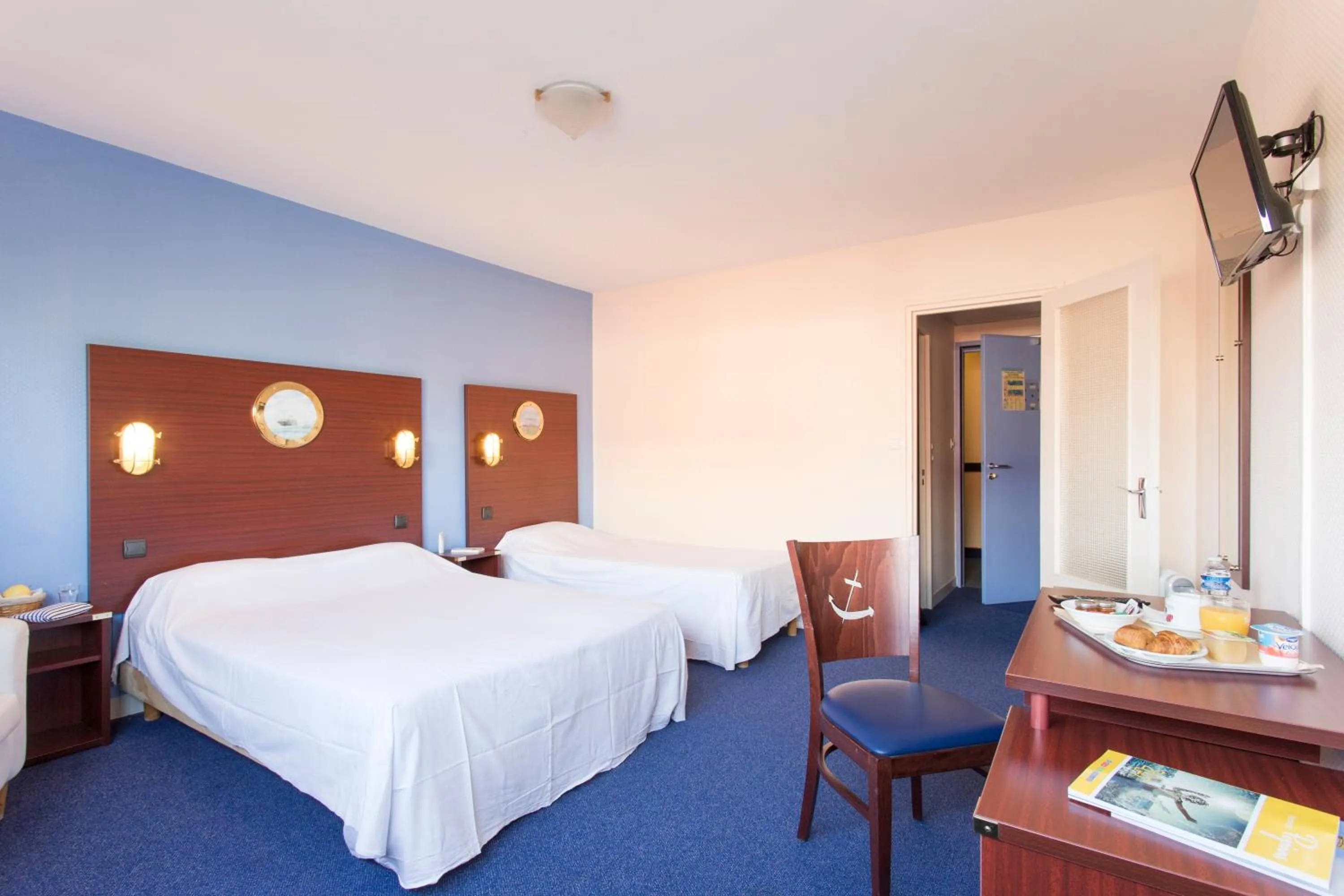 Hôtel Les Gens De Mer Le Havre by Popinns