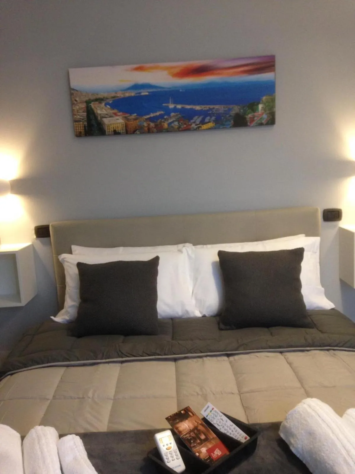 Photo of the whole room in B&B Belvedere Partenopeo