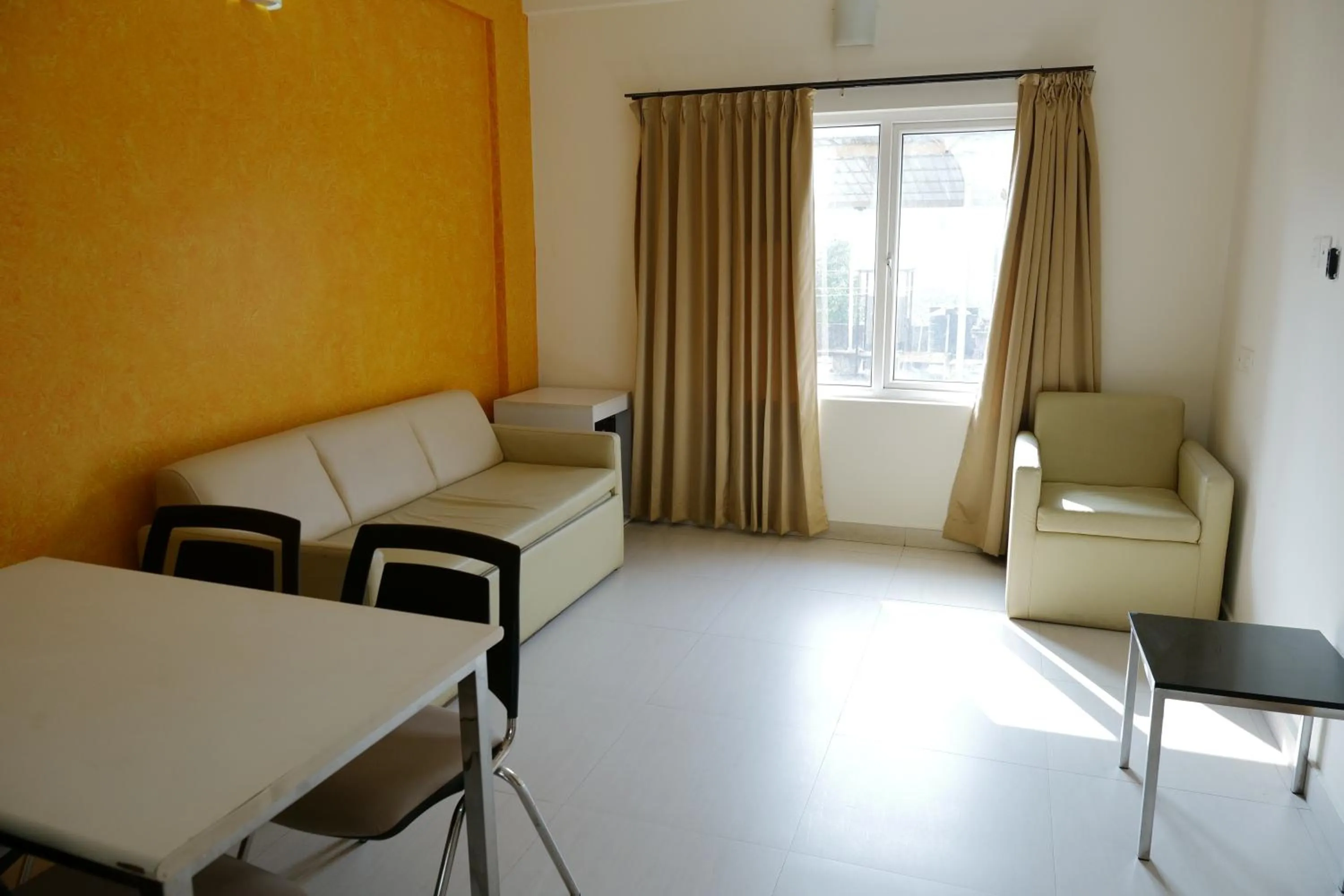 Living room in Millennium Continental