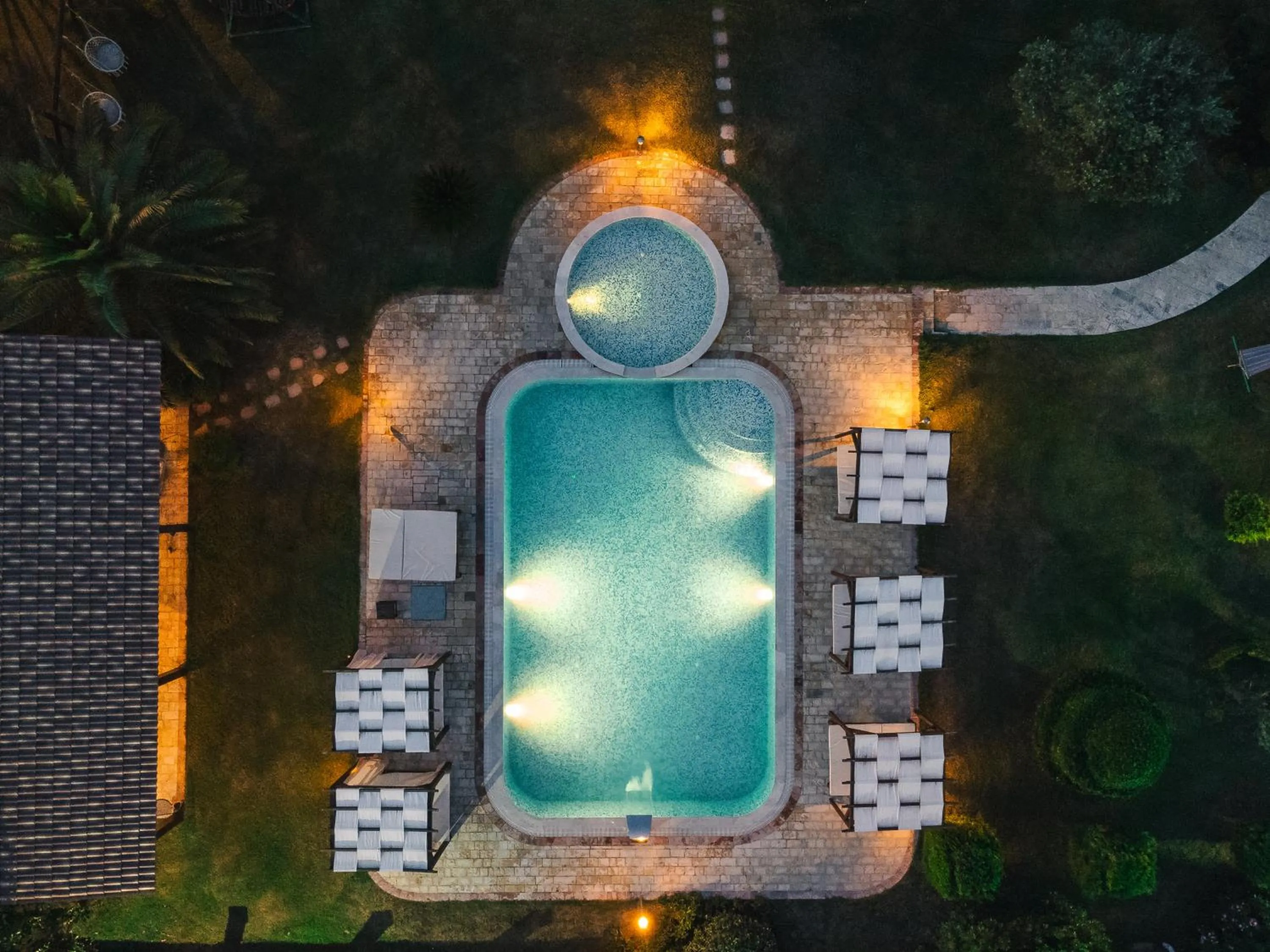 Night in Apartments Ada Bojana