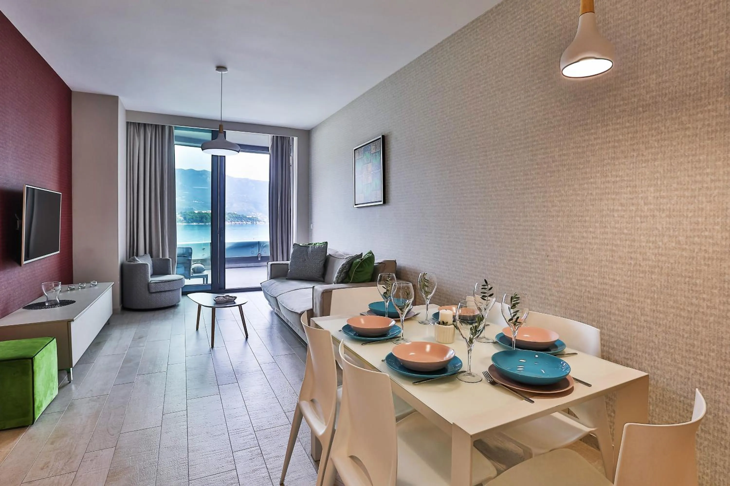 Living room in Royal Gardens Paradise