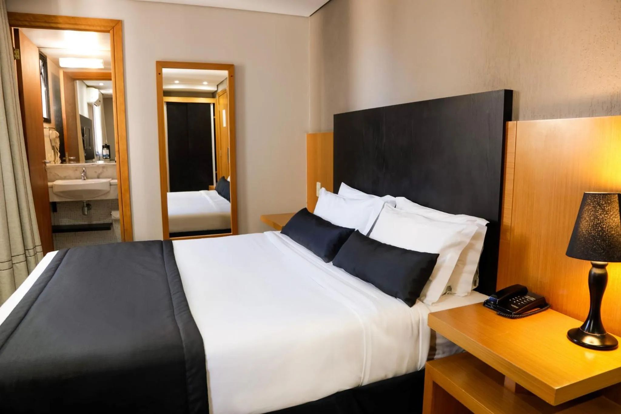 Bed in Slaviero Curitiba Batel