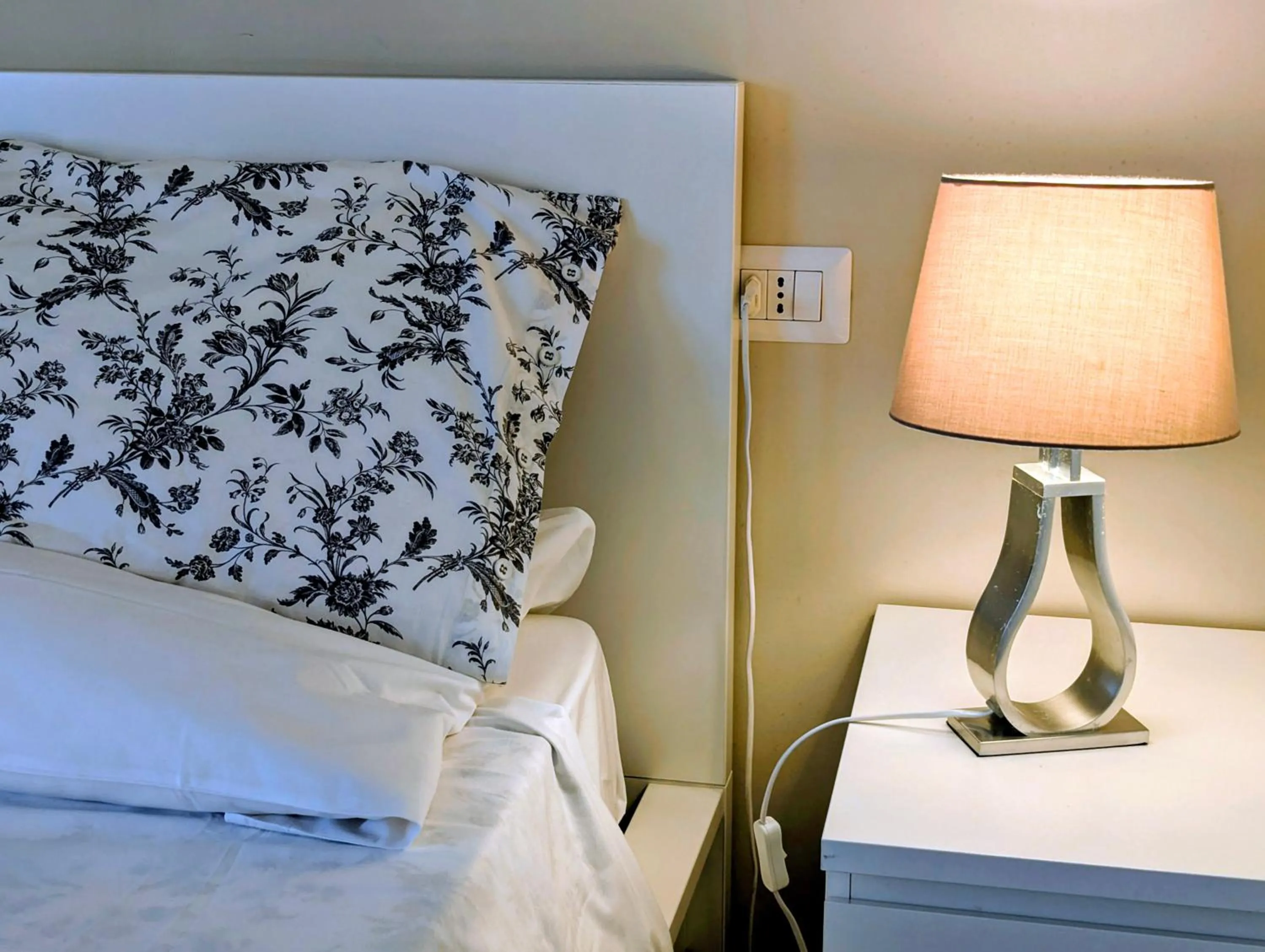 Bed in La Locanda Dell'Arte-Museo