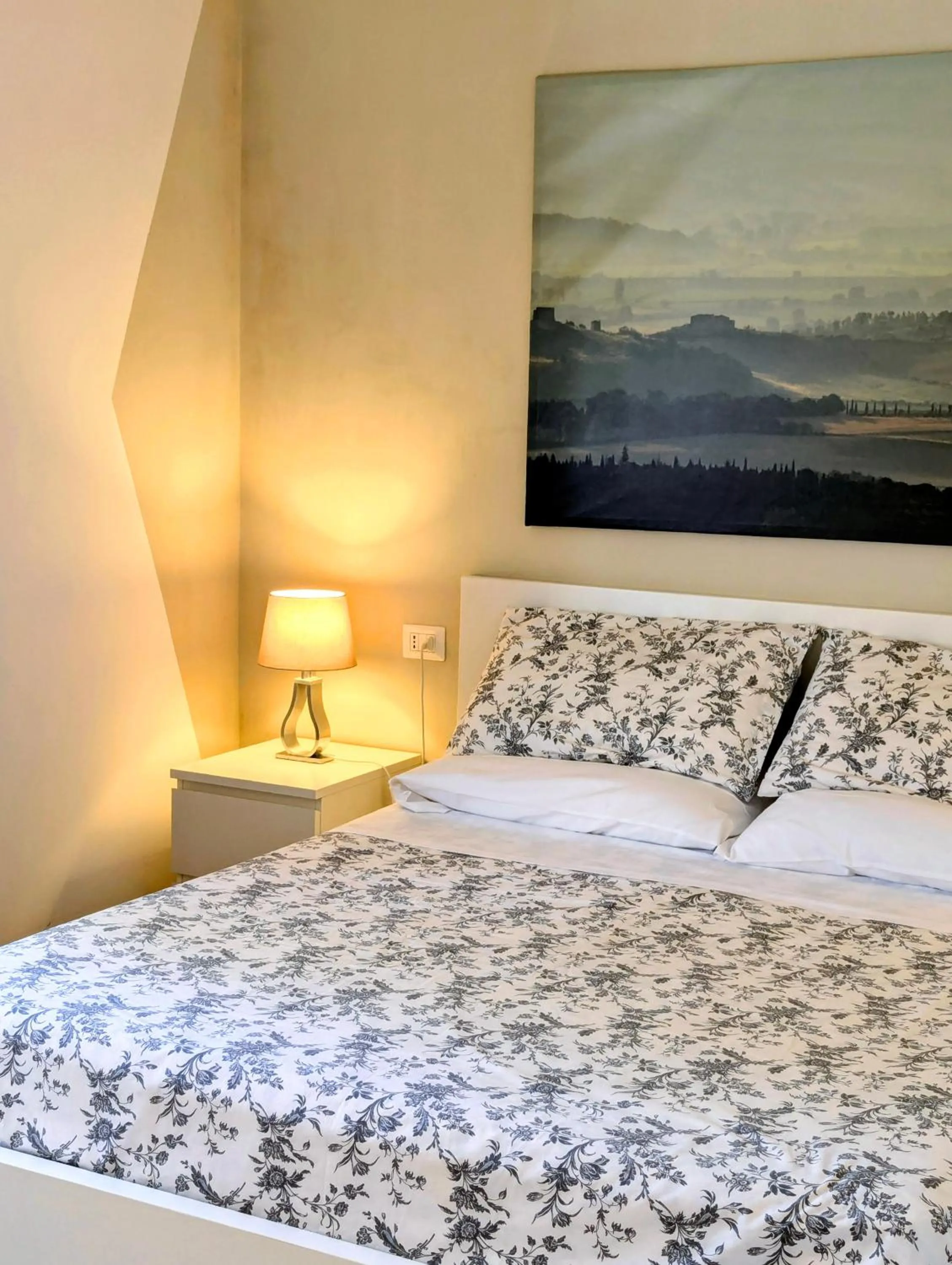 Bed in La Locanda Dell'Arte-Museo