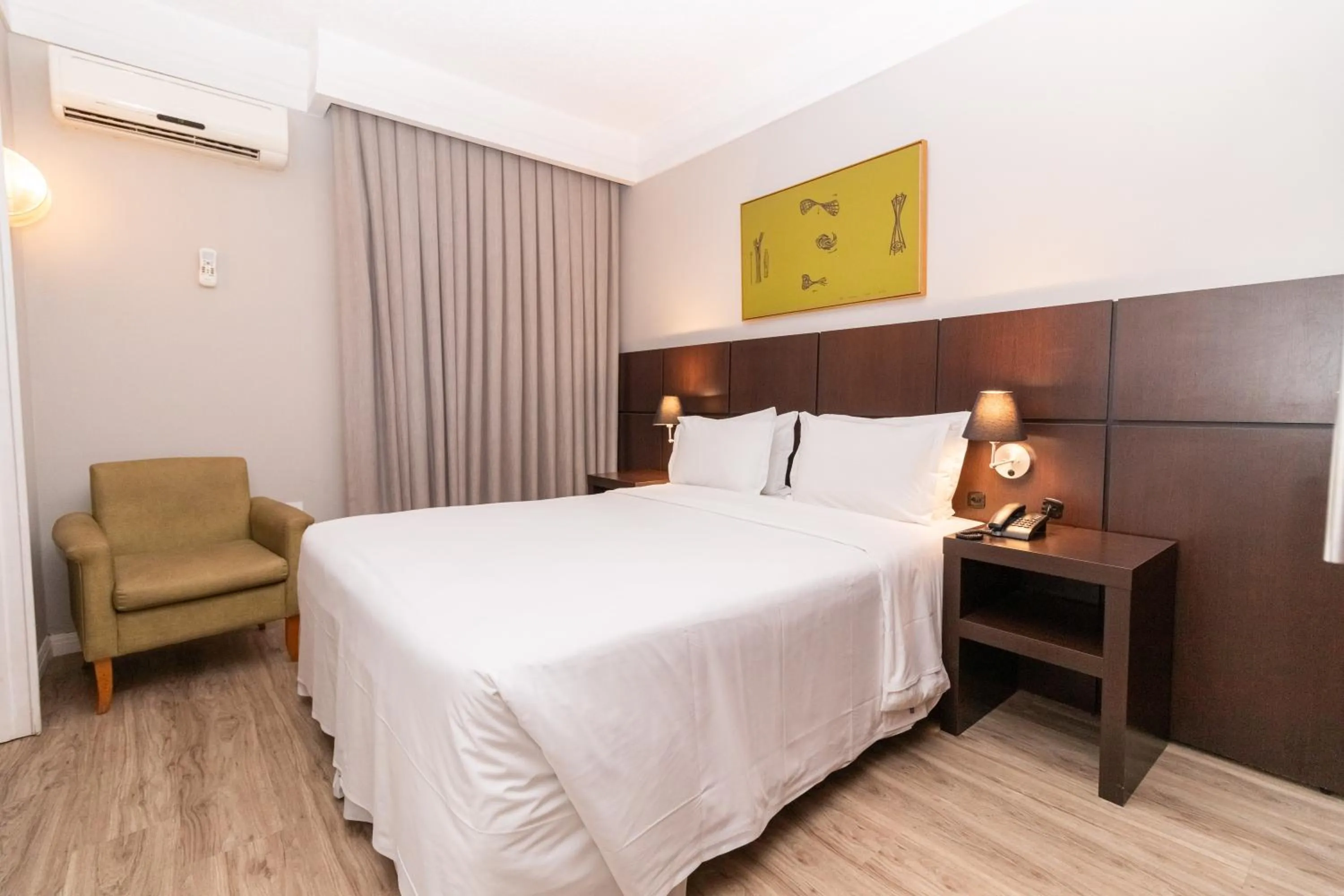 Bed in Slaviero Curitiba Shopping