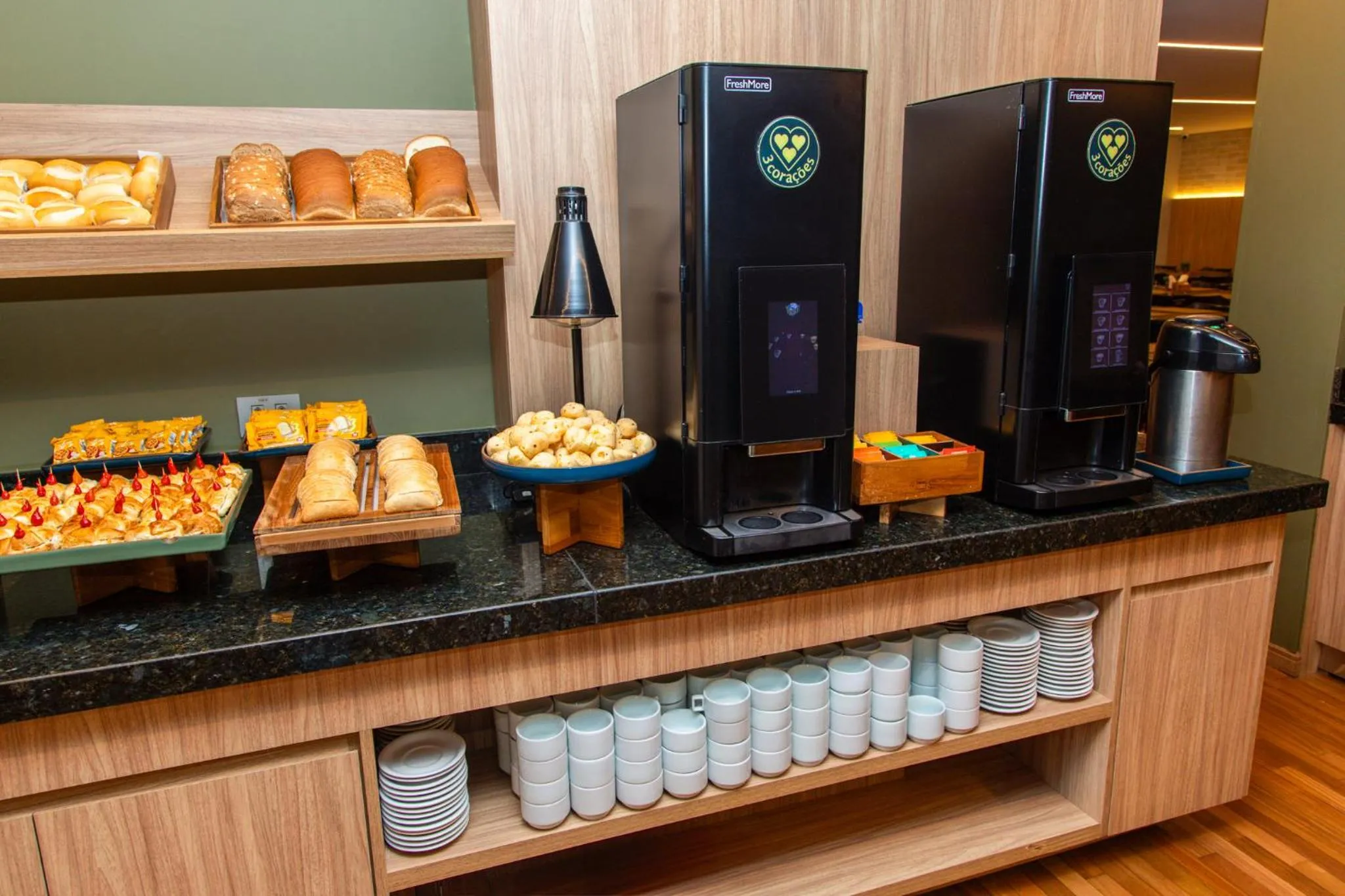 Breakfast in Slaviero Curitiba Shopping